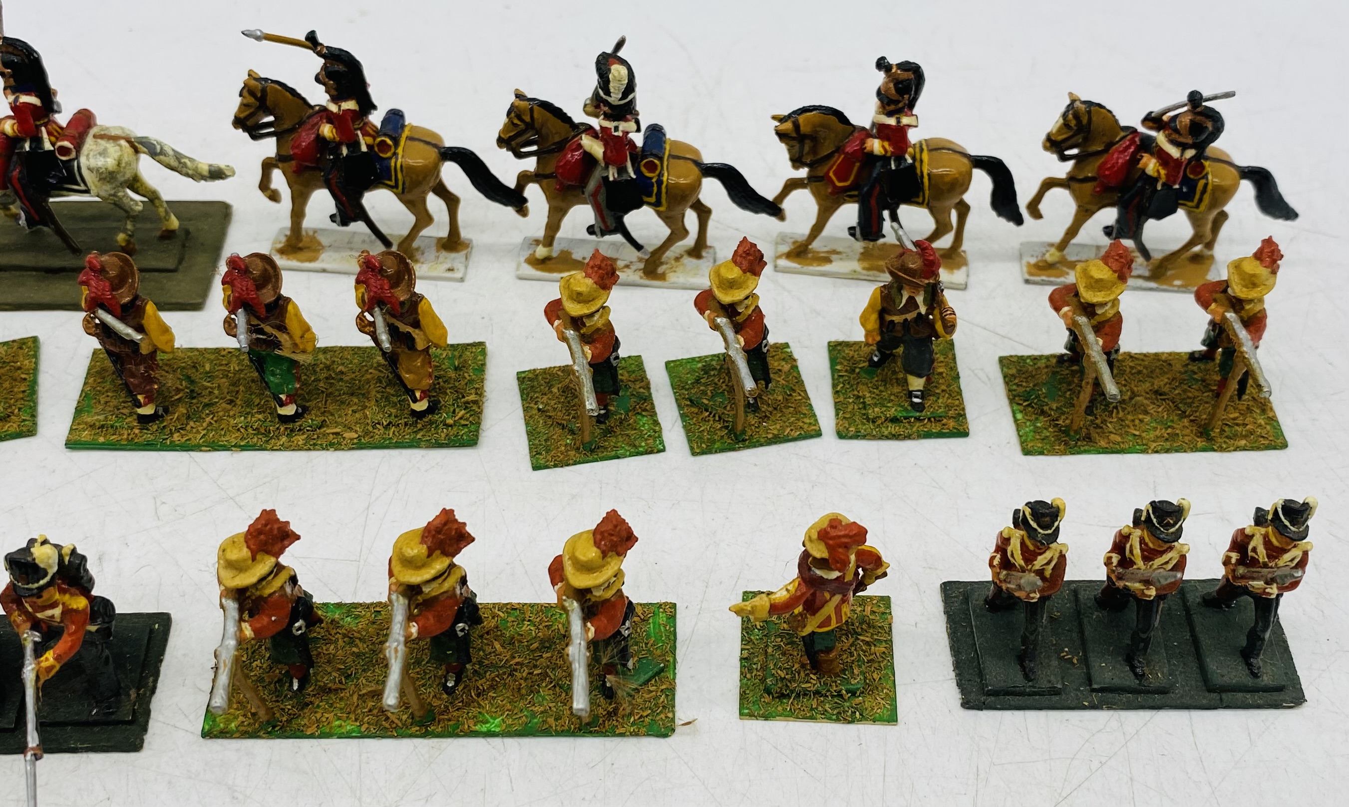 A collection of metal miniature figurines including British Infantry, Cavaliers etc - some mounted- - Image 4 of 5