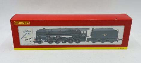 A boxed Hornby OO gauge British Railways 2-10-0 Class 9F weathered steam locomotive (92134) with