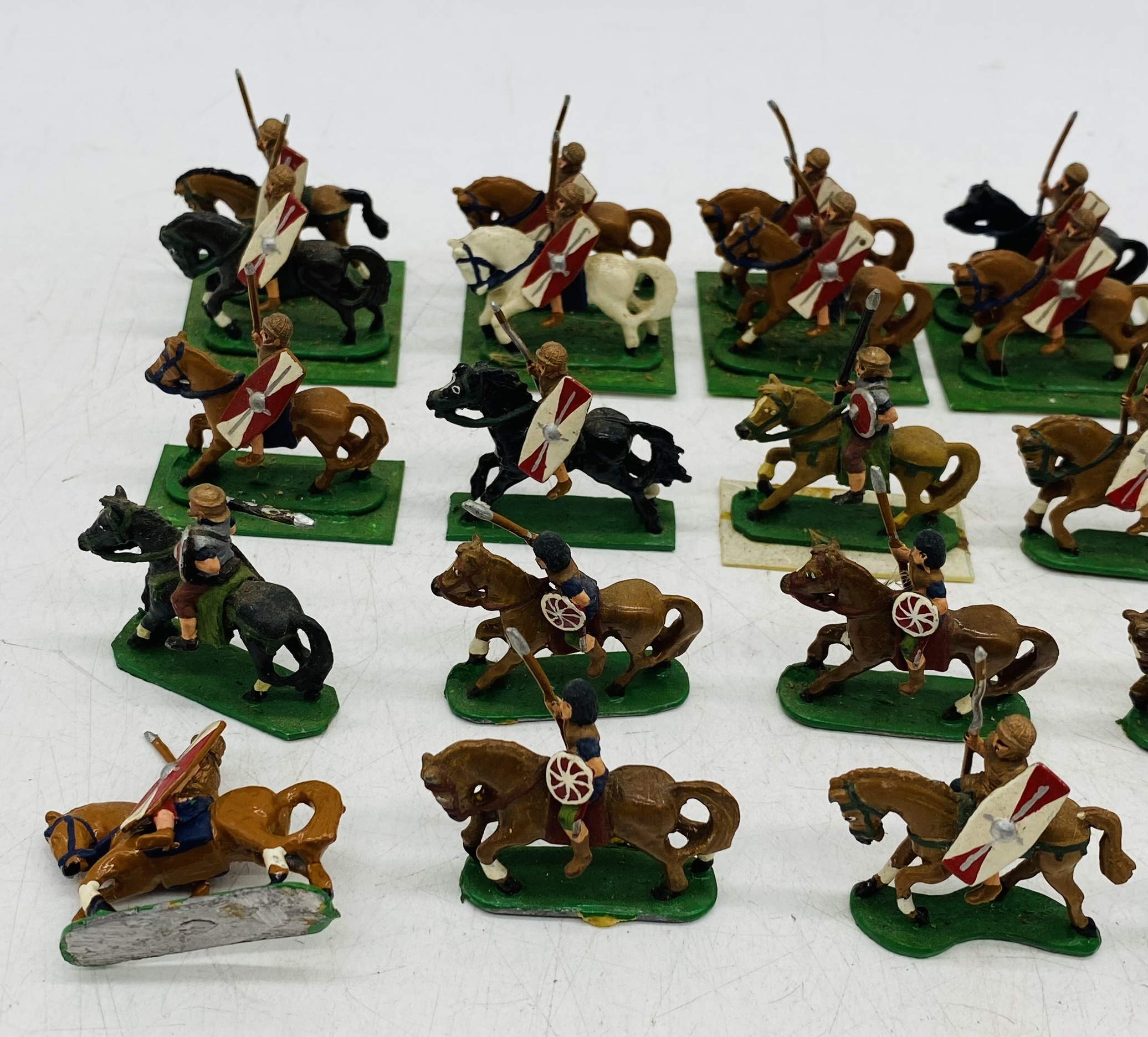 A collection of metal miniature figurines relating to the Roman era including some on horseback - Image 4 of 5