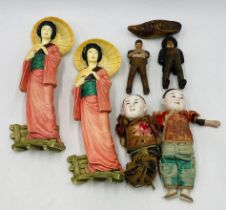 A pair of vintage Japanese dolls, along with a pair of Bossons wall hanging Japanese figurines and