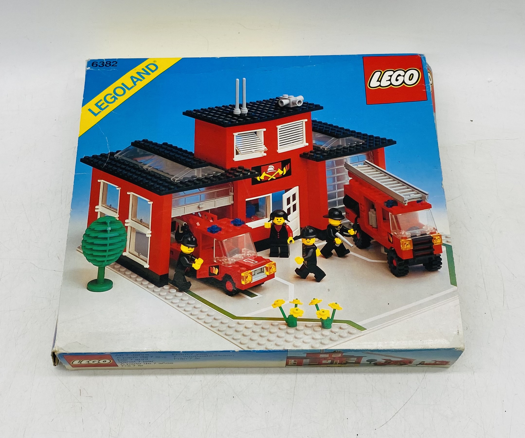 Four boxed 1980's Lego Legoland sets including Fire Station (6382), Police Station (6384) Police - Image 3 of 6