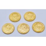 Five Mexican 2 1/2 Pesos gold coins, all dated 1945. total weight 10.5g