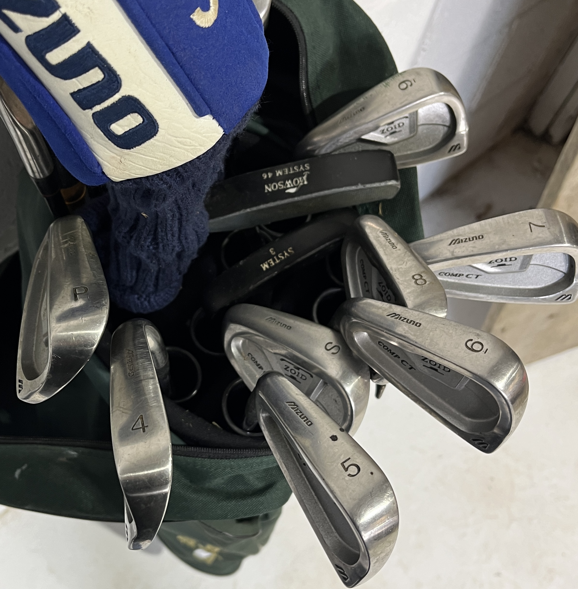 A set of left handed Mizuno Zoid Comp CT golf clubs including a 3 & 5 wood, irons 3-9, pitching - Image 4 of 5