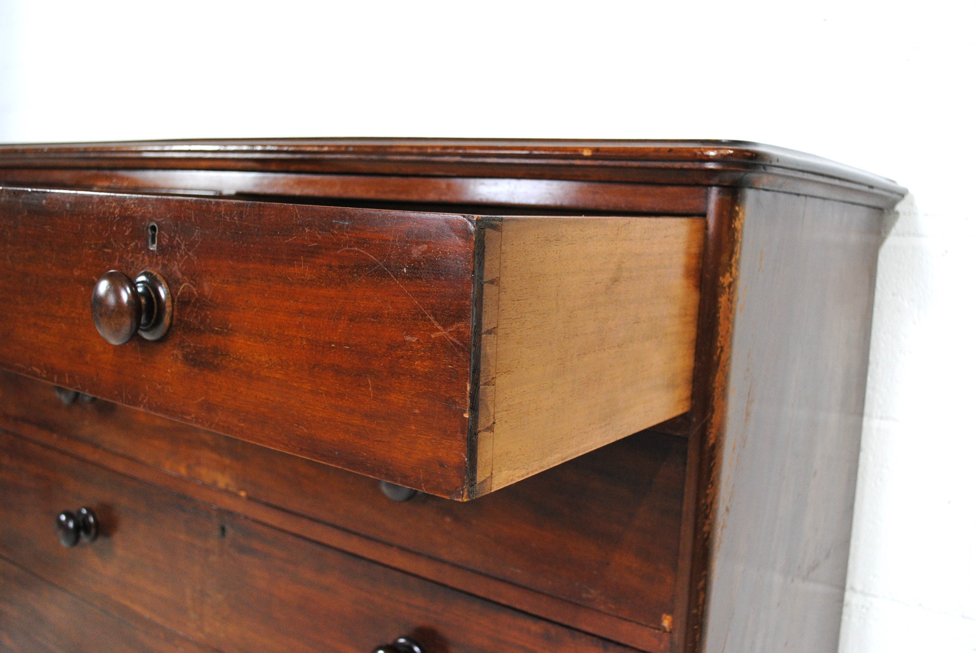 A Victorian mahogany chest of six drawers, with turned handles - one piece of trim & one handle - Image 6 of 9