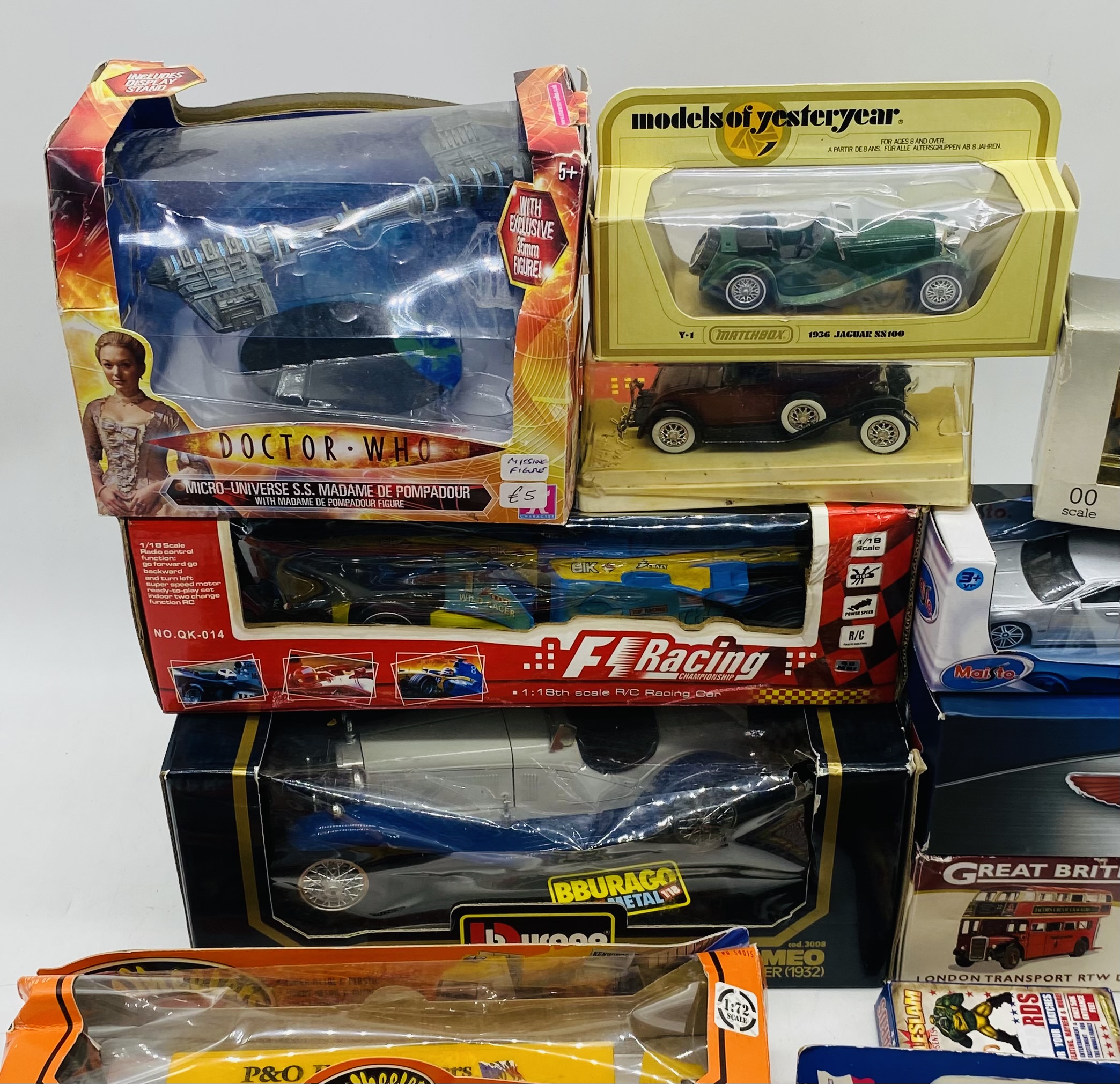 A collection of various boxed die-cast vehicles including Burago Alfa Romeo, Altas Edition Great - Image 2 of 5