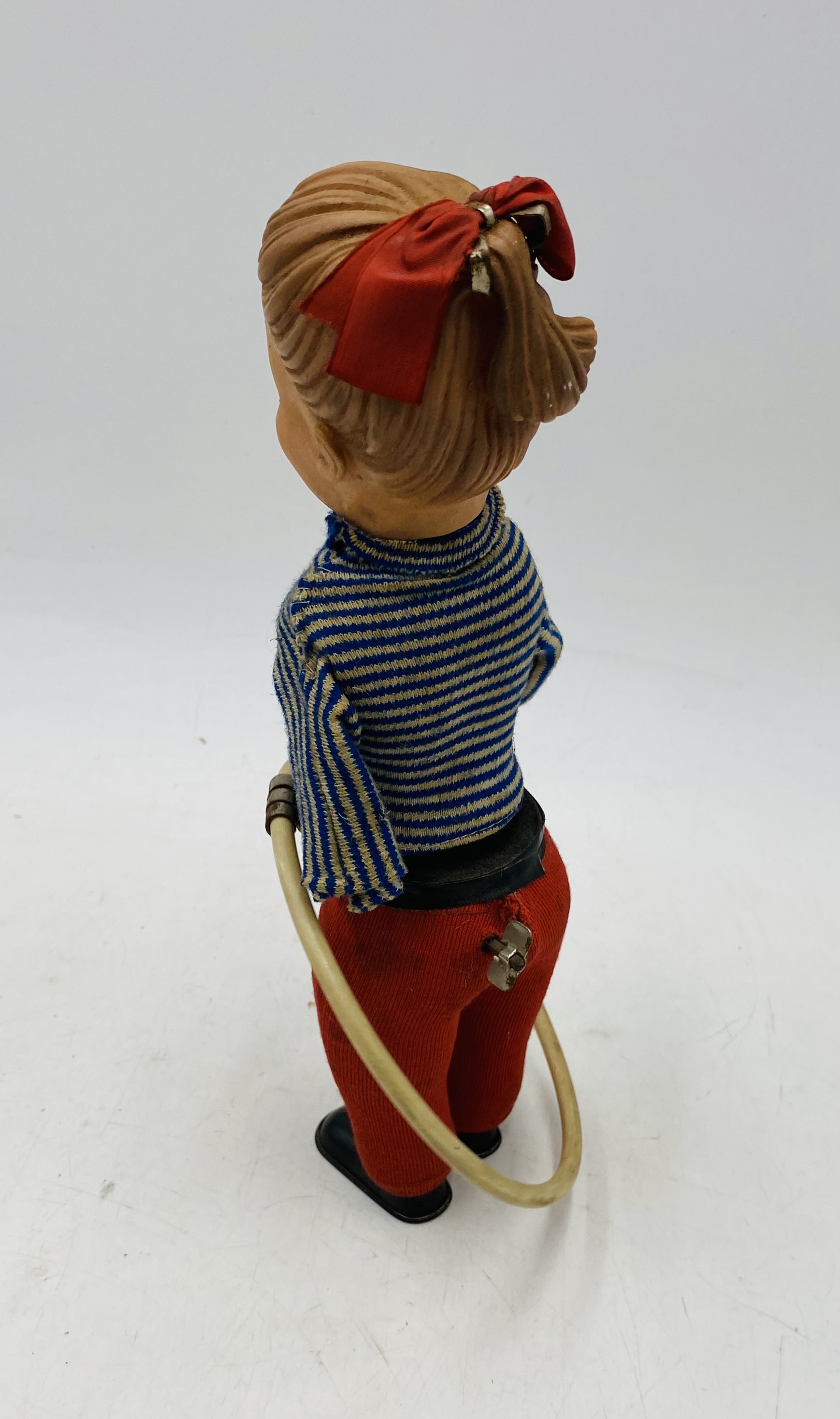 A vintage Japanese wind-up mechanical hula hoop girl - missing arms - Image 2 of 4