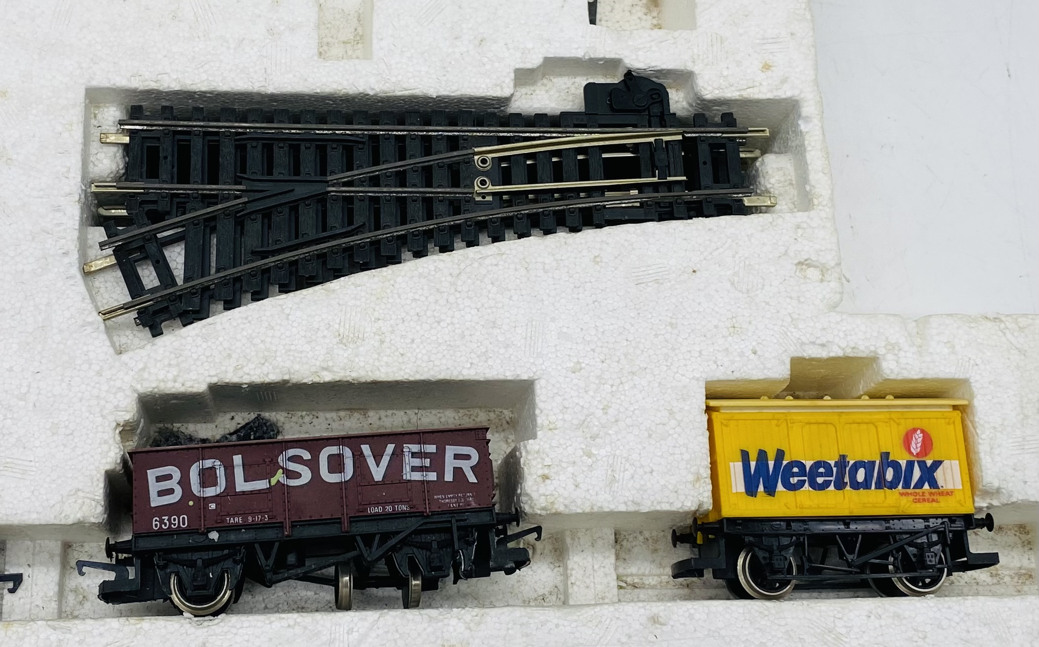 A collection of model railway OO gauge rolling stock, carriages, track and single locomotive. - Image 7 of 7