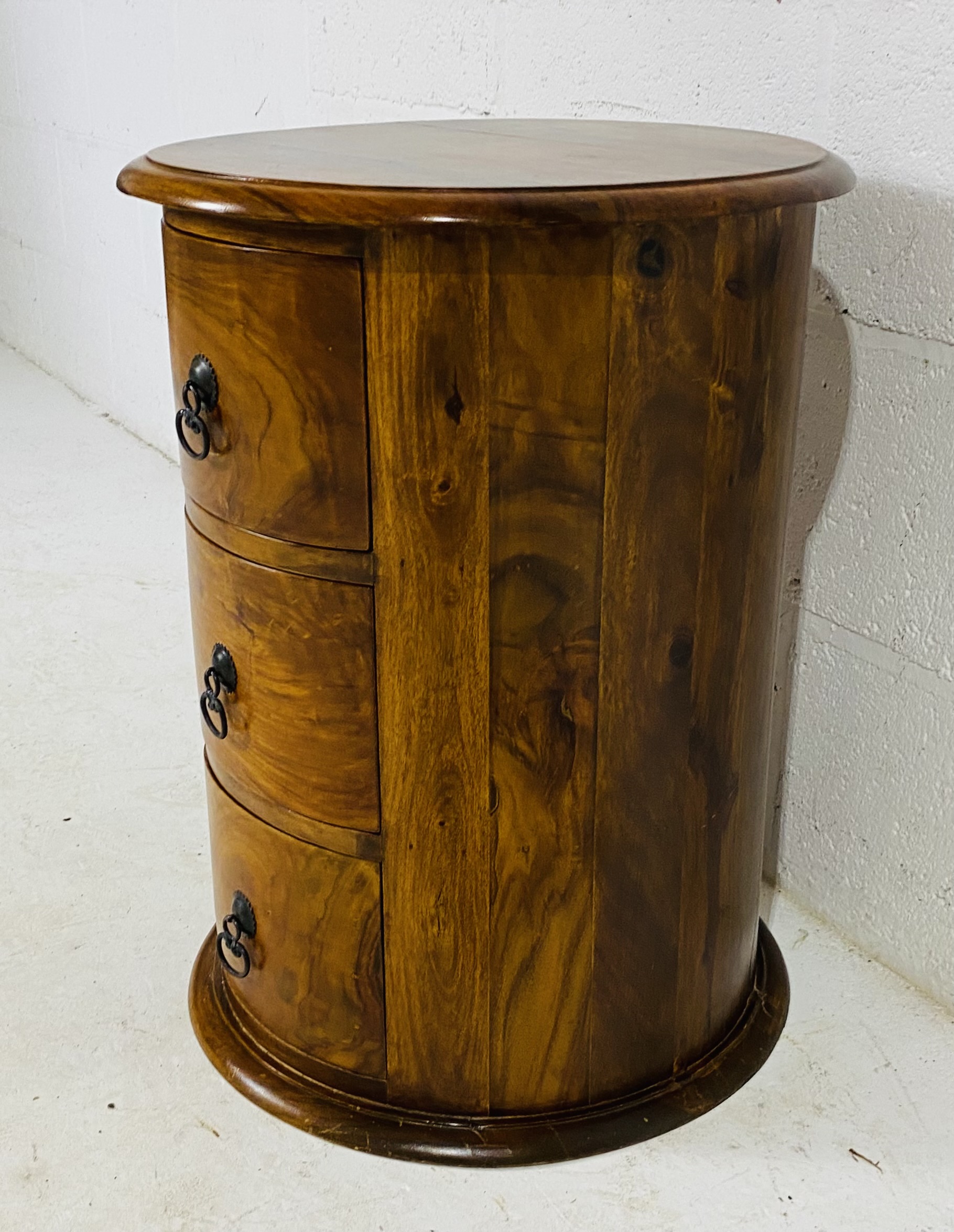 A cylindrical bedside set of three drawers, diameter 45cm, height 61cm - Image 6 of 7