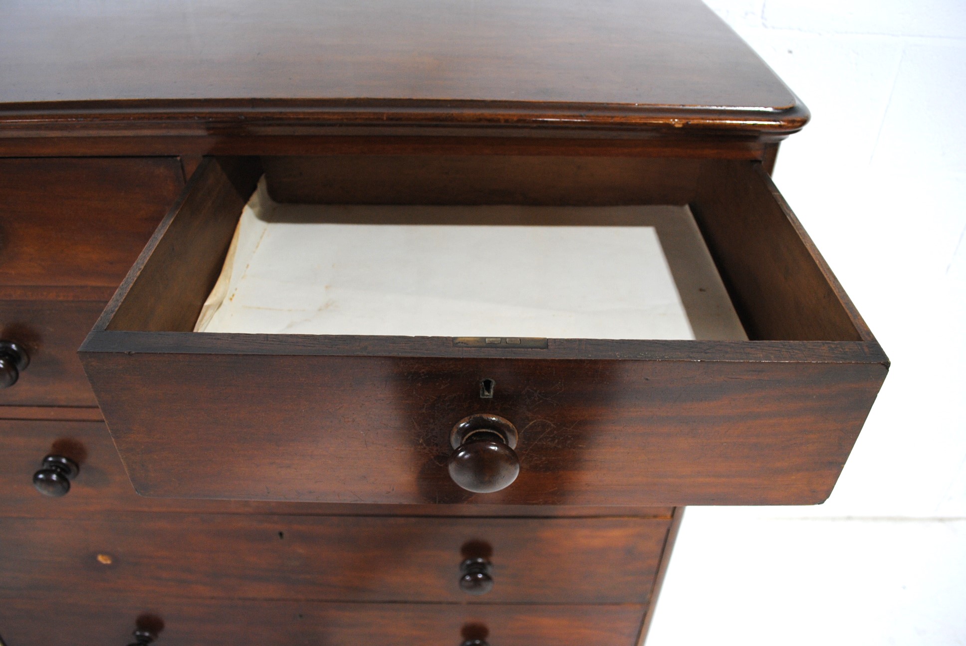A Victorian mahogany chest of six drawers, with turned handles - one piece of trim & one handle - Image 5 of 9