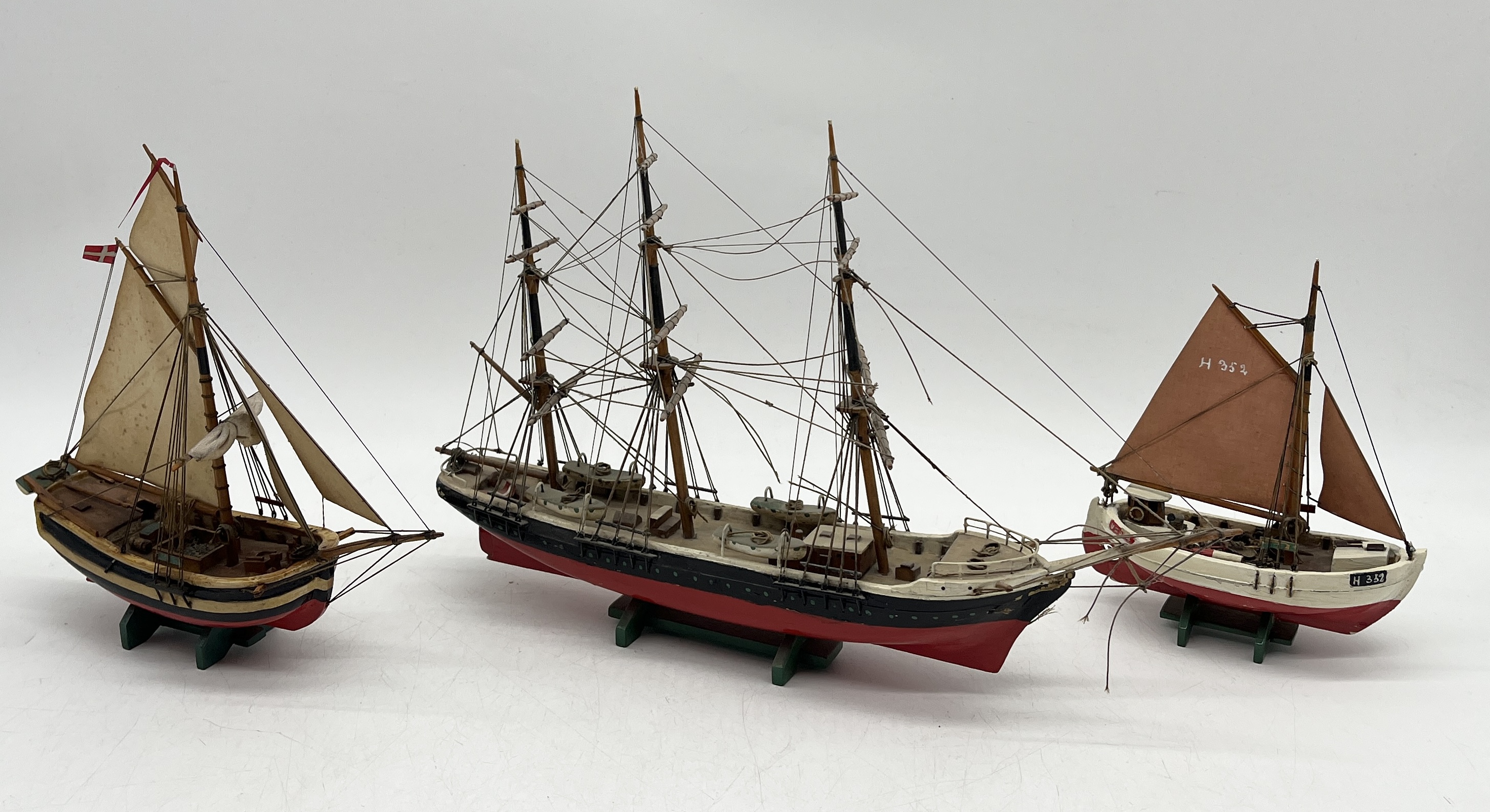 A collection of five model ships and boats - Image 15 of 15