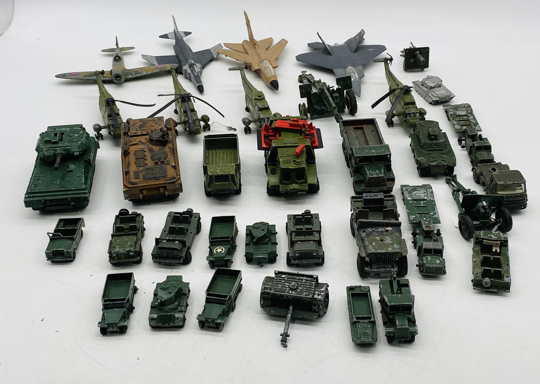 A collection of playworn die-cast military vehicles including tanks, helicopters, fighter jets, - Image 5 of 5