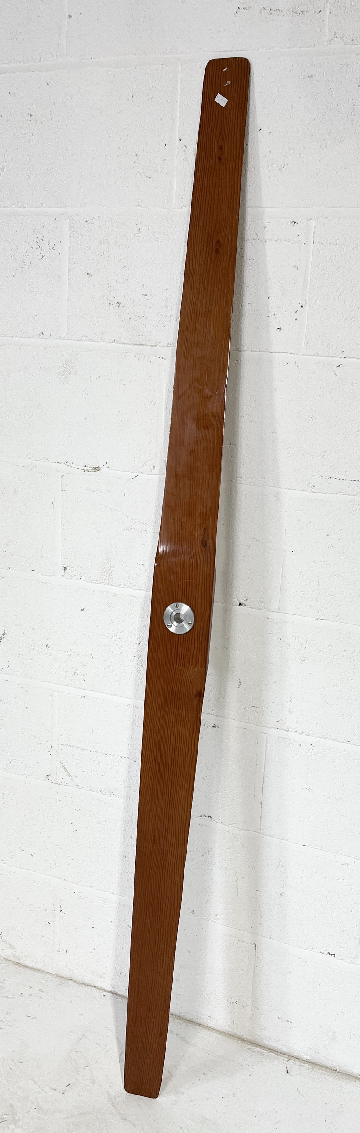 A lightweight wooden propellor - length 153cm - Image 3 of 3