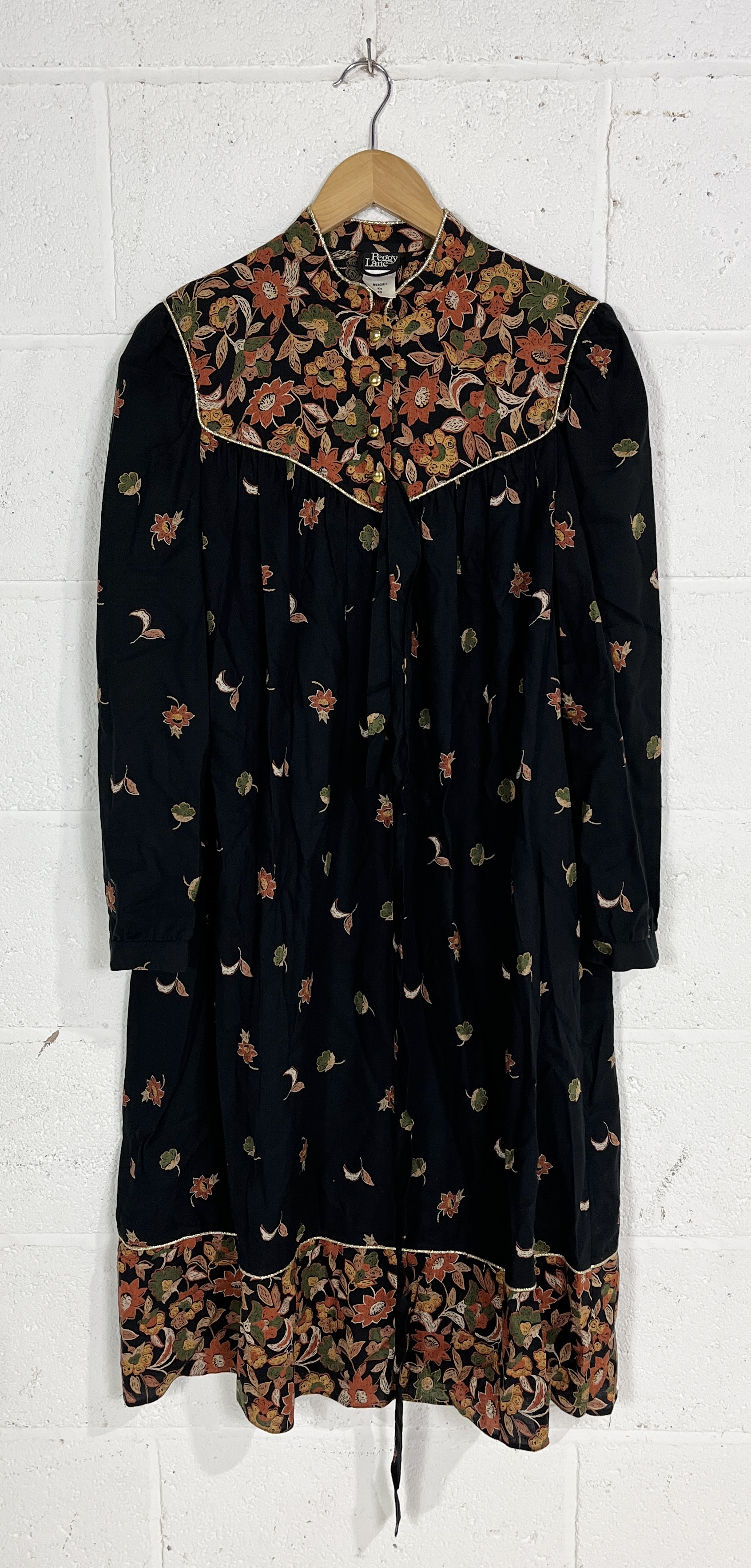 A collection of vintage clothing including Esprit dress, Peggy Lane floral dress, Lucia Twenty Seven - Image 7 of 19