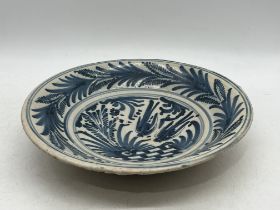 A vintage Delft bowl (diameter 35cm) with birds and floral design