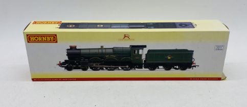 A boxed Hornby OO gauge Late British Railways 4-6-0 Castle Class 7P "Ince Castle" steam
