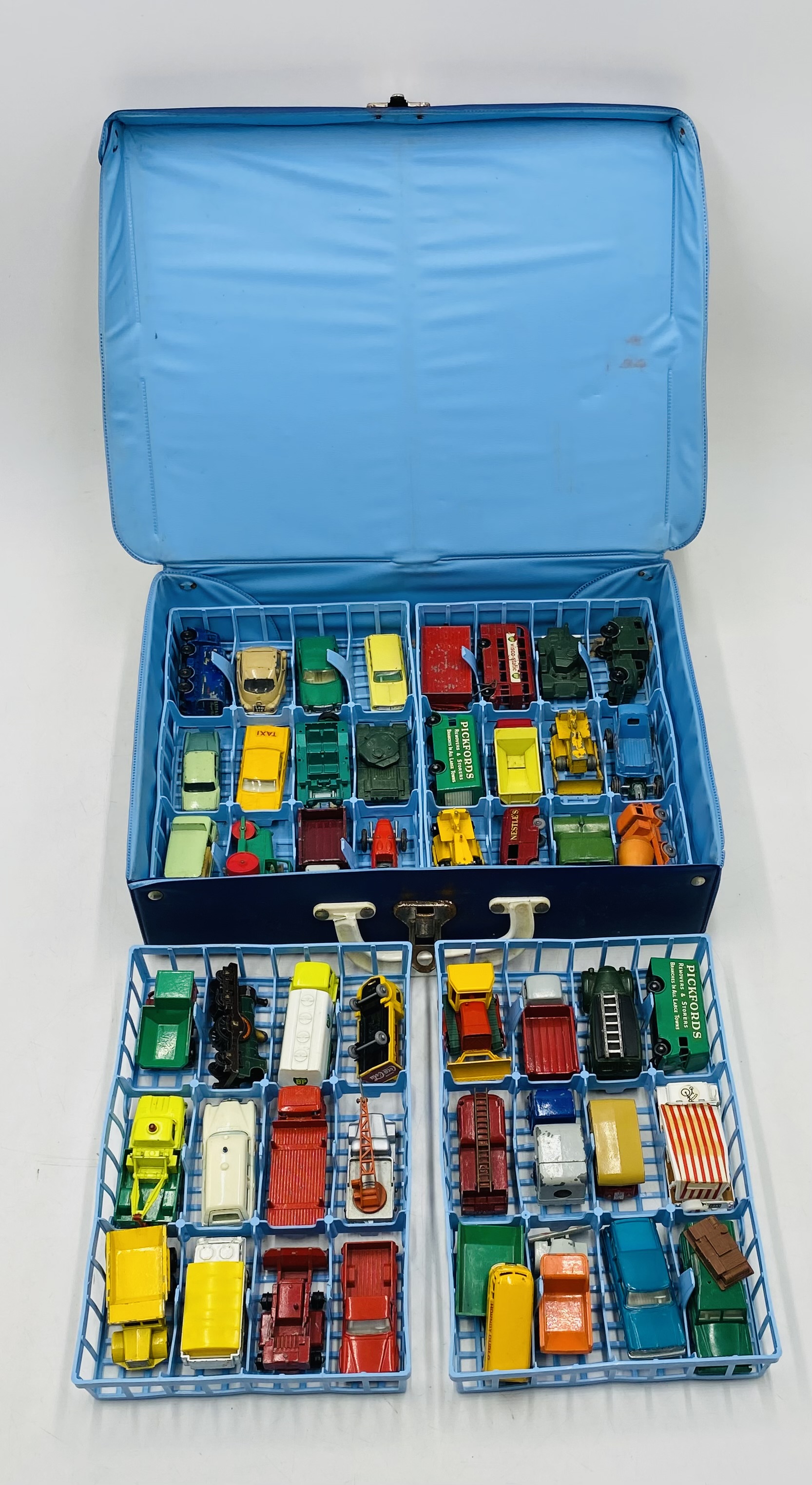 A Matchbox Series Collector's Case (No 41), full with die-cast vehicles - handle to carry case A/F - Image 5 of 6