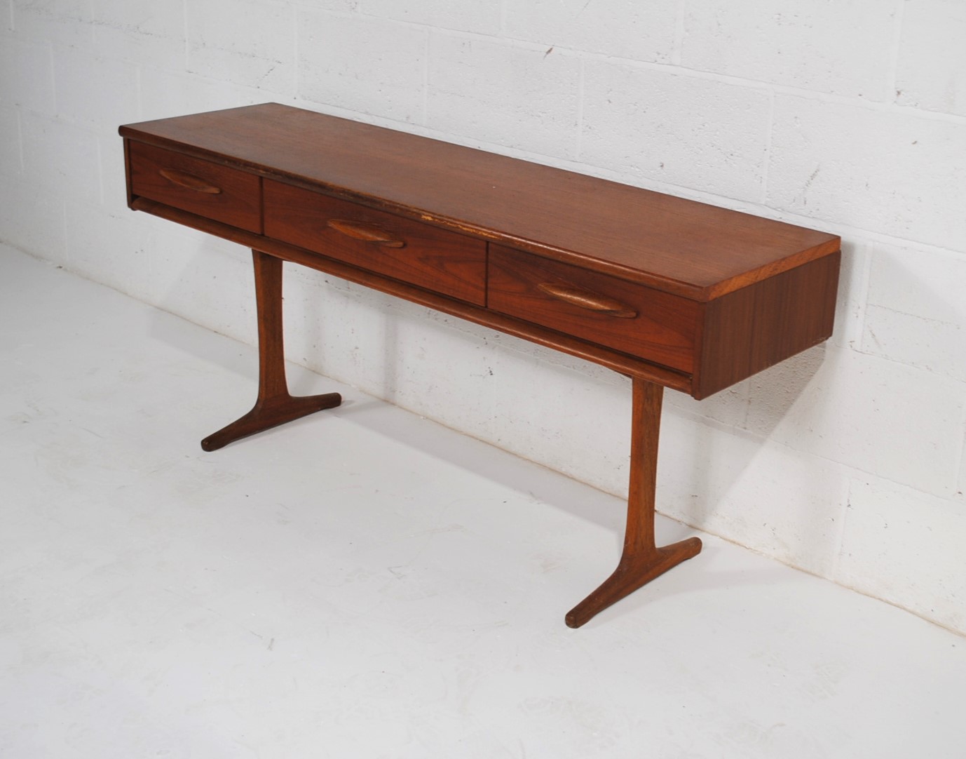 A G Plan 'Fresco' console table by Victor Wilkins, with three drawers - length 154cm, depth 42. - Image 2 of 6