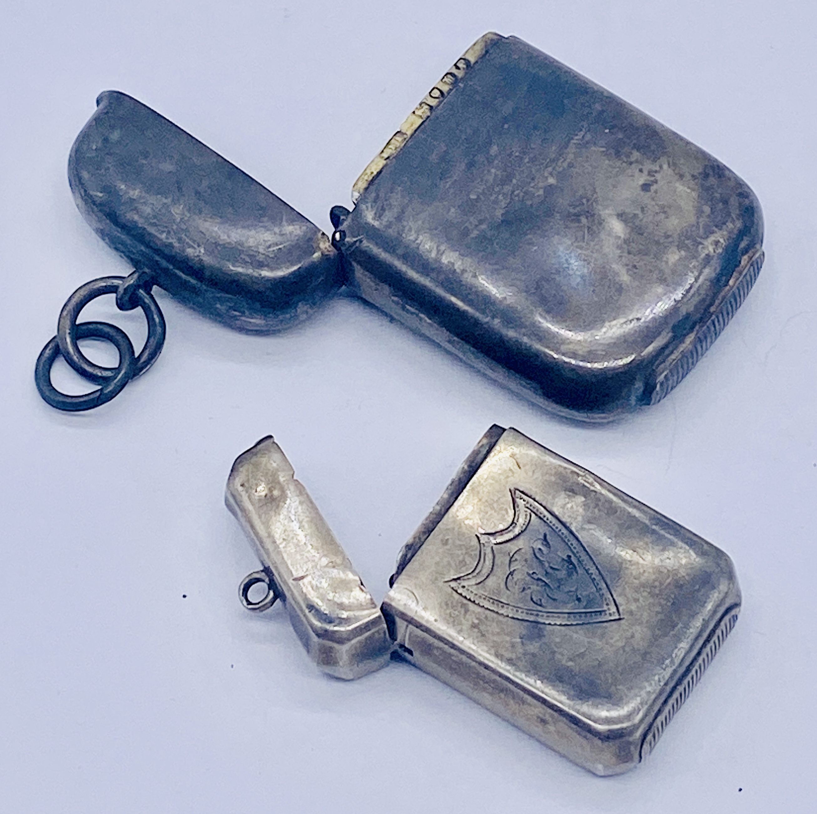 Two hallmarked silver vesta cases - Image 2 of 2