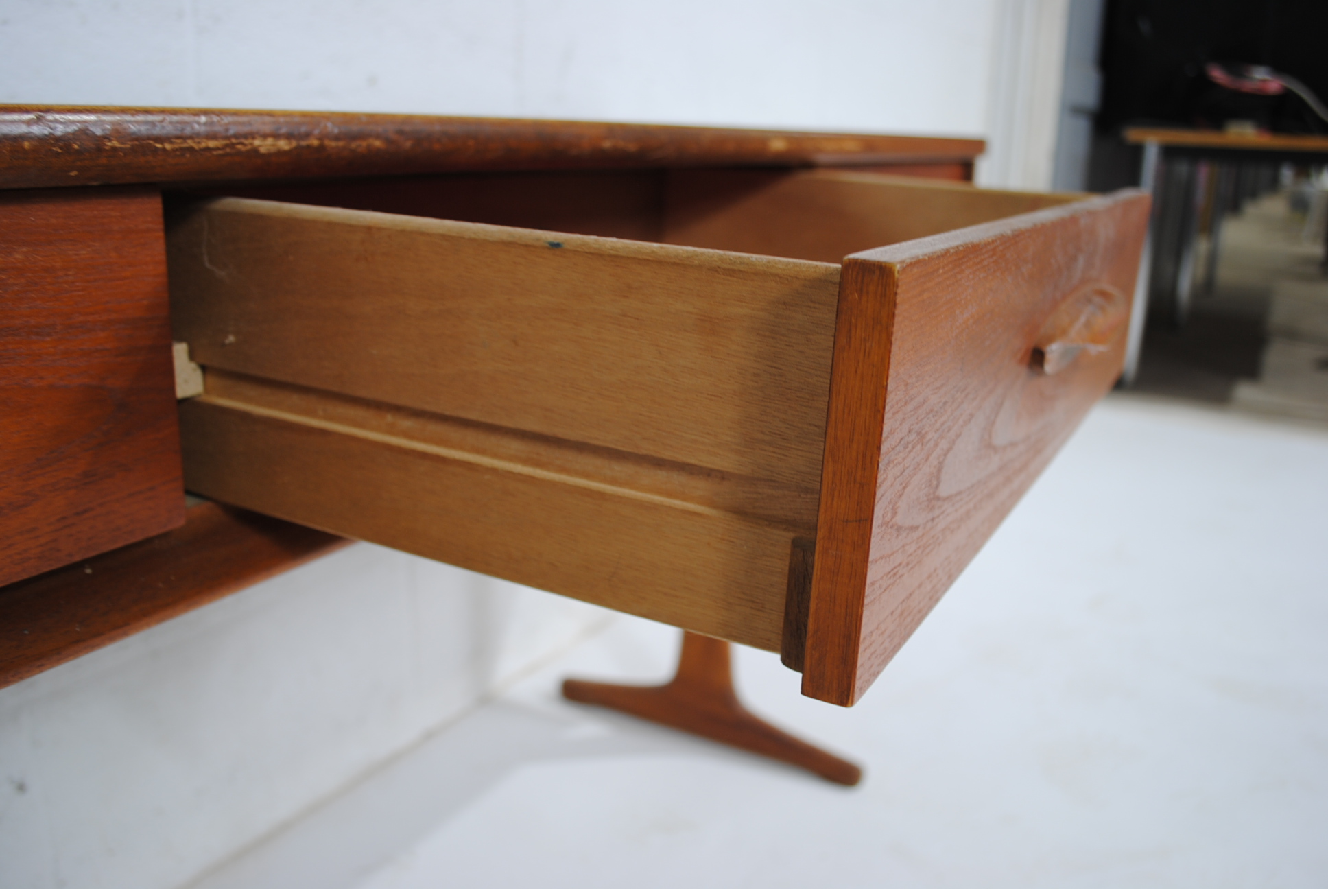 A G Plan 'Fresco' console table by Victor Wilkins, with three drawers - length 154cm, depth 42. - Image 6 of 6