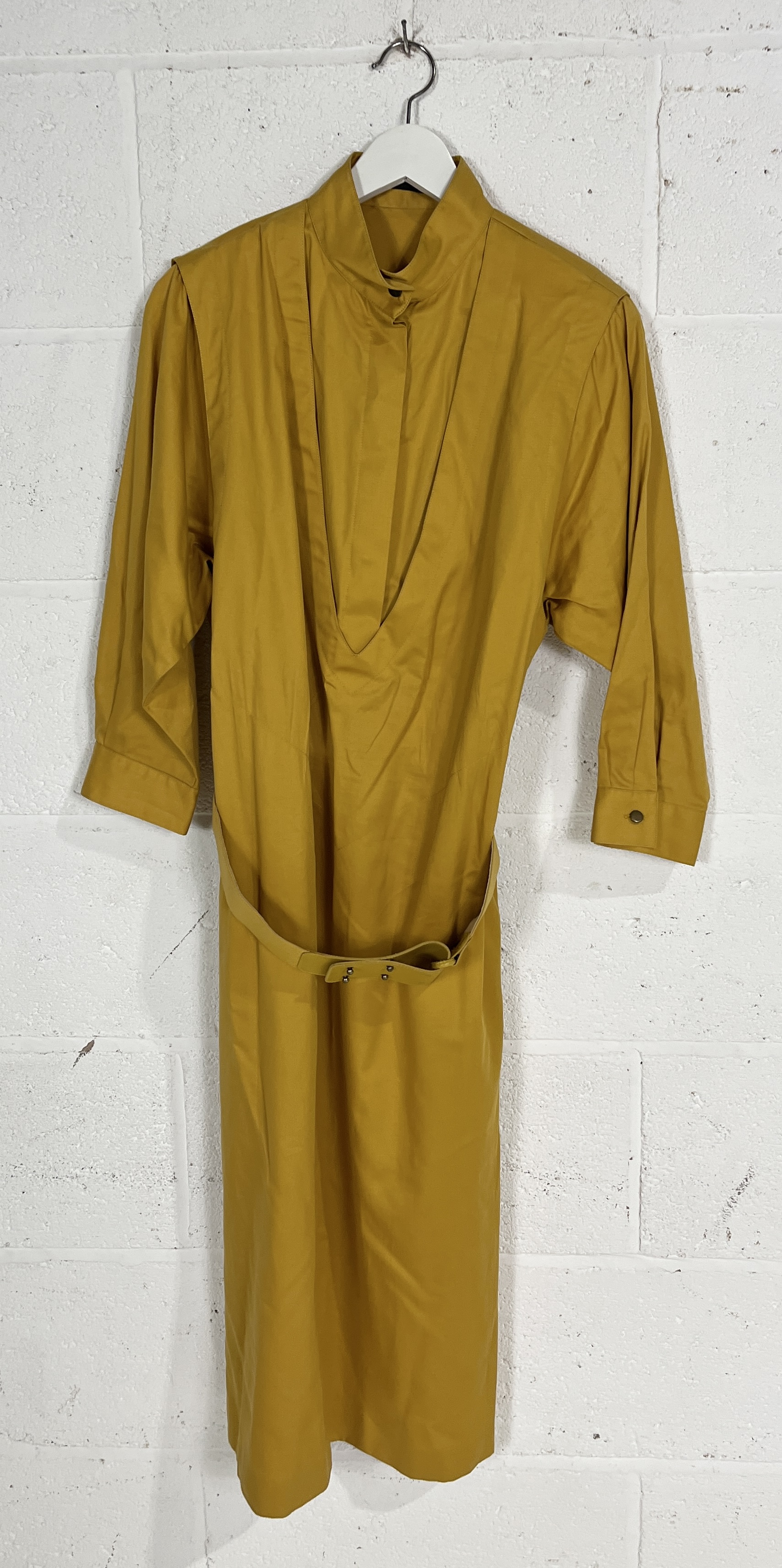 A vintage Louis Feraud yellow Kaftan dress and belt UK size 12 - Image 5 of 5