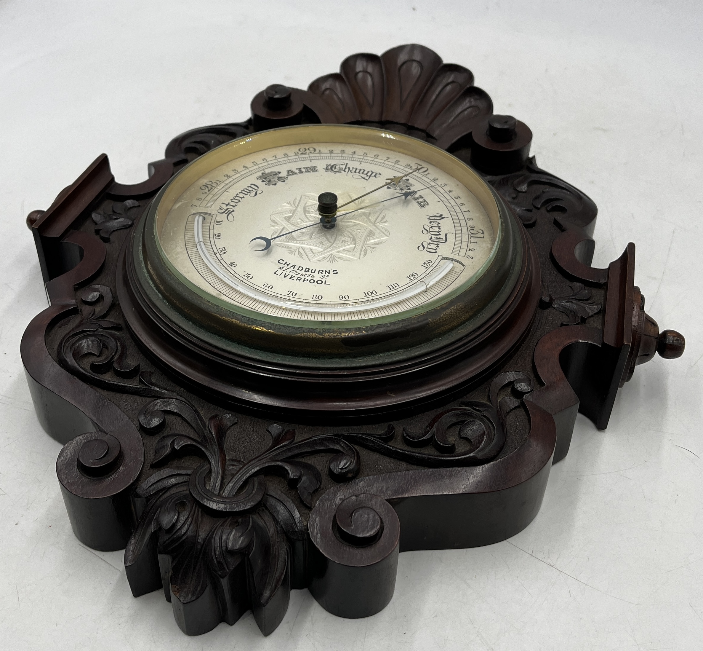 An antique barometer in carved mahogany case by Chadburns Ltd, Liverpool. - Bild 3 aus 5