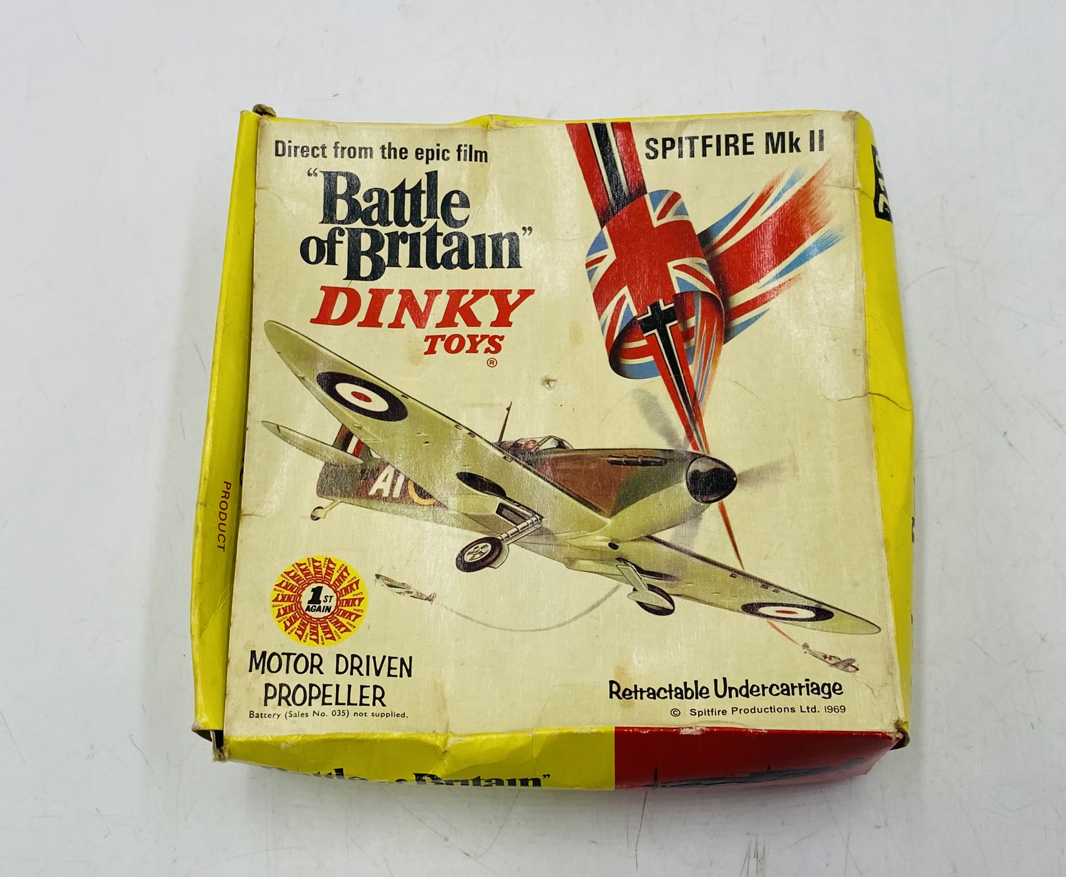 A vintage boxed Dinky Toys "Battle of Britain" Spitfire Mk II die-cast model (No 719) - Image 5 of 7