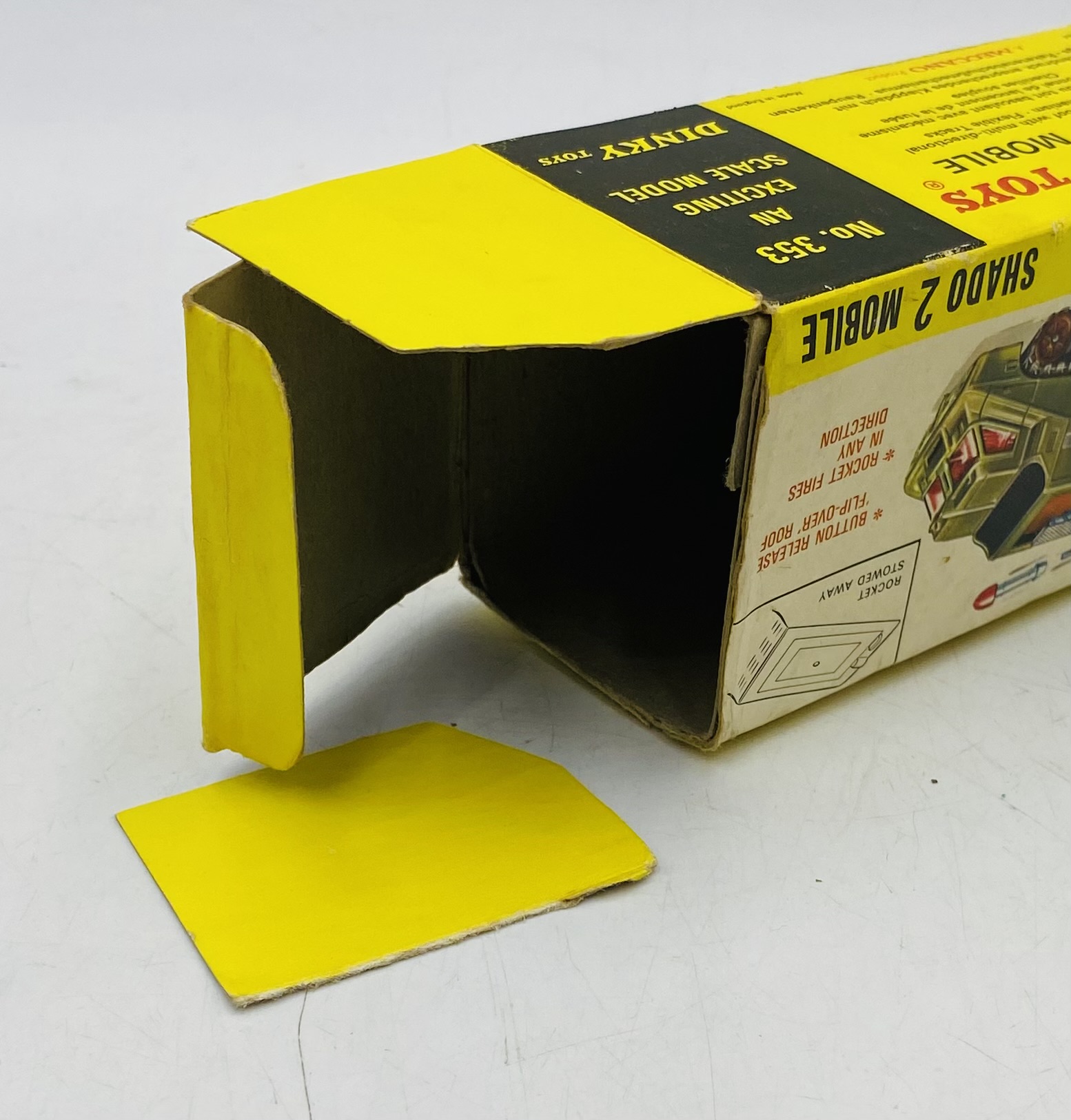 A vintage boxed Dinky Toys "Shado 2 Mobile" die-cast model (No 353) - Image 9 of 9