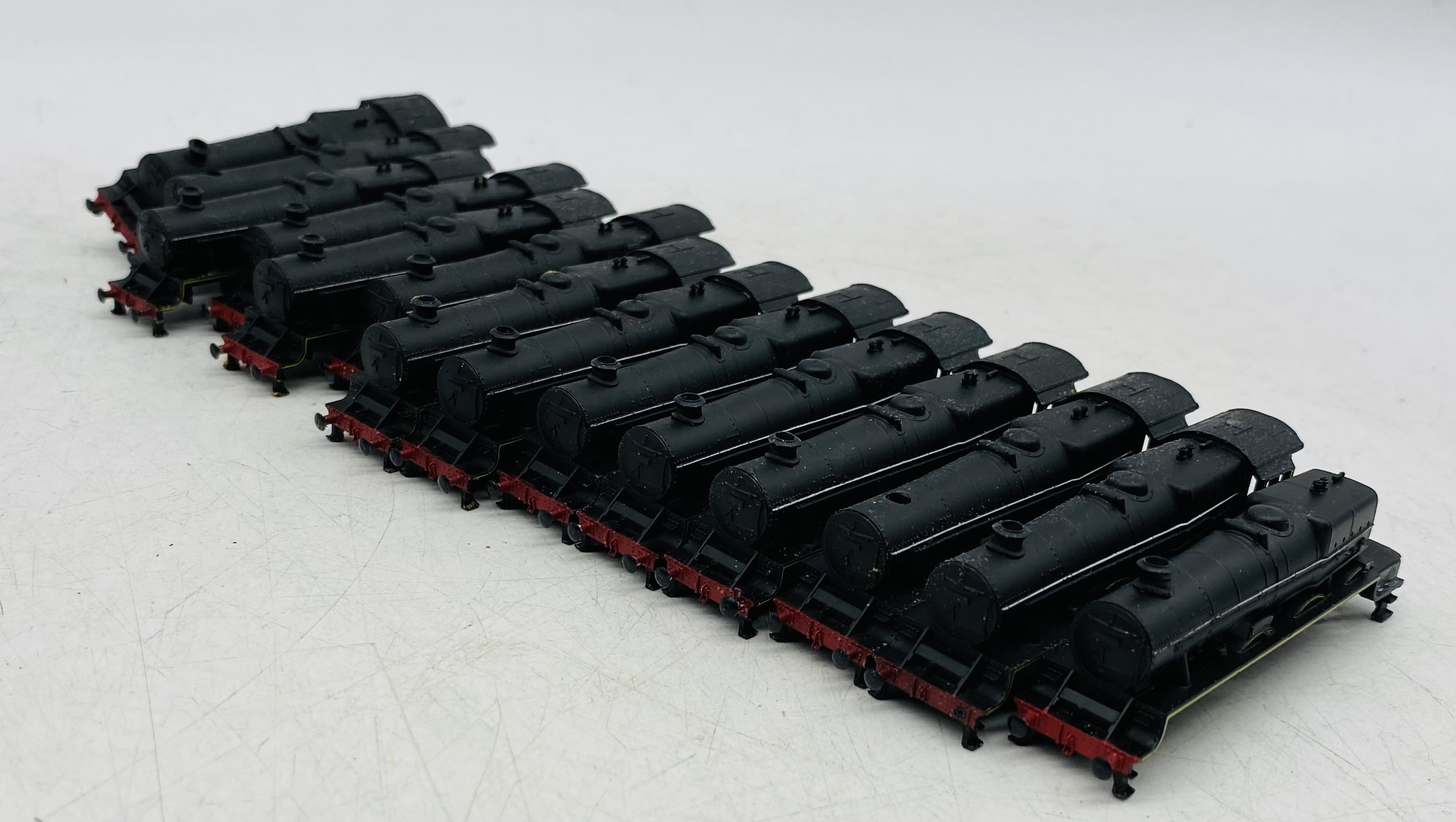 A collection of N gauge locomotive shells in black livery - shells only, no axels - Image 4 of 4