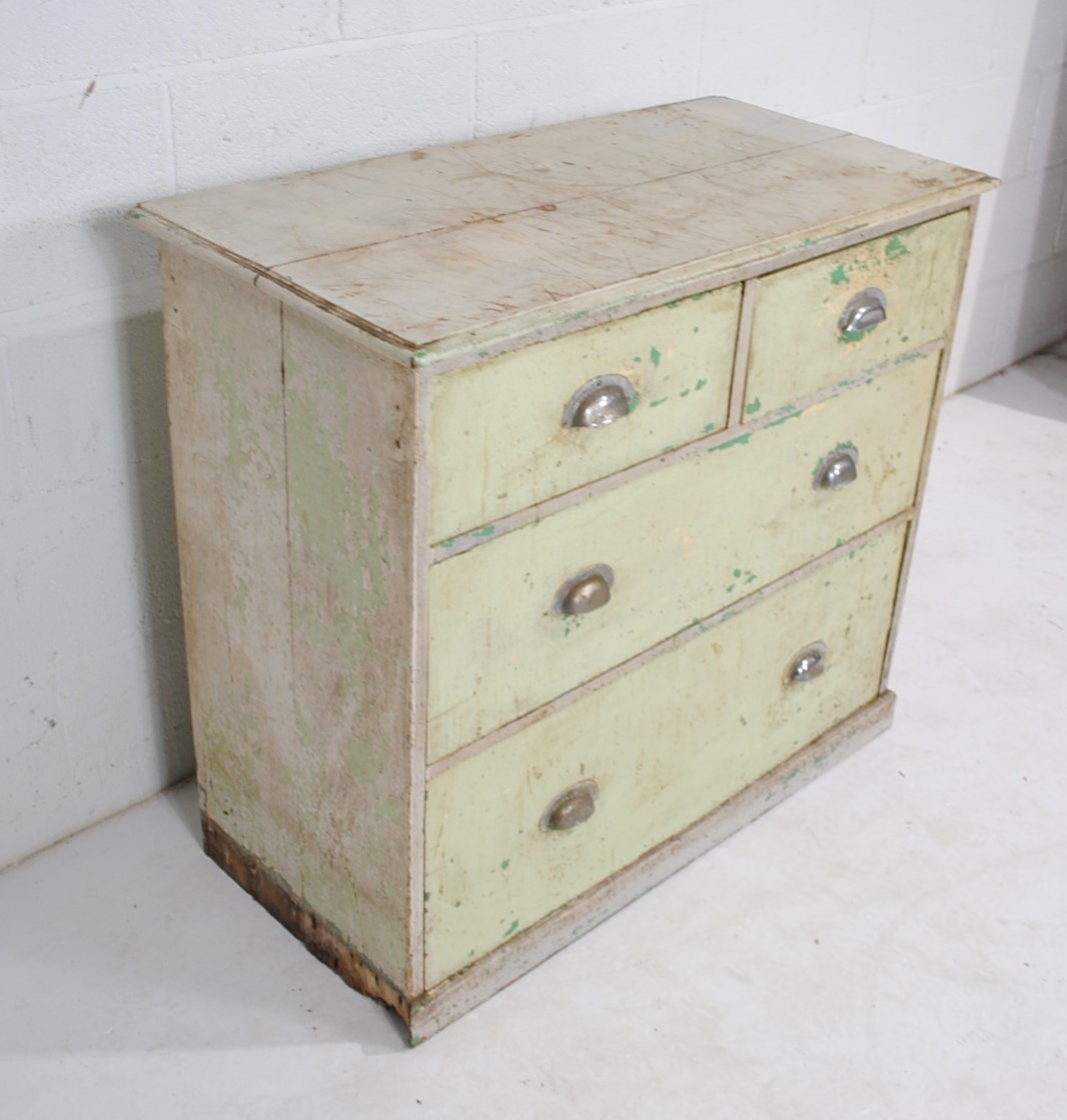 A painted pine chest of four drawers - length 91cm, depth 45cm, height 83cm - Image 4 of 7