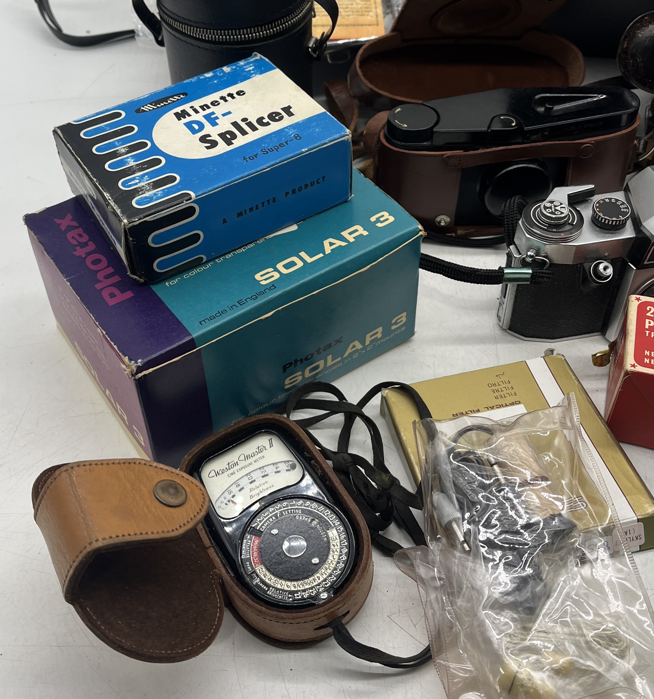 A collection of various vintage cameras and video cameras with accessories including Canon Super - Image 5 of 5