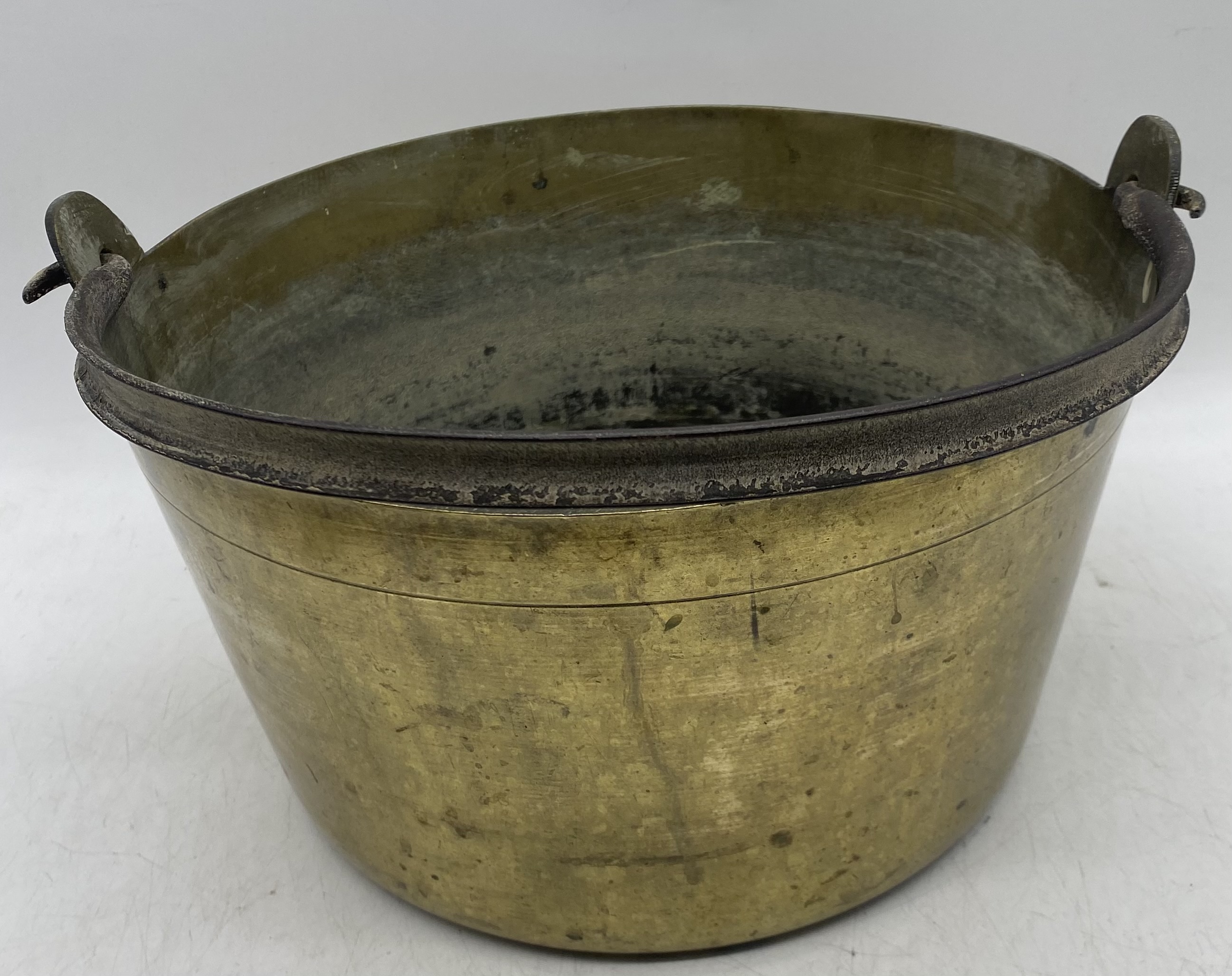A brass jam pan, two brass watering cans, saucepans etc. - Image 2 of 13