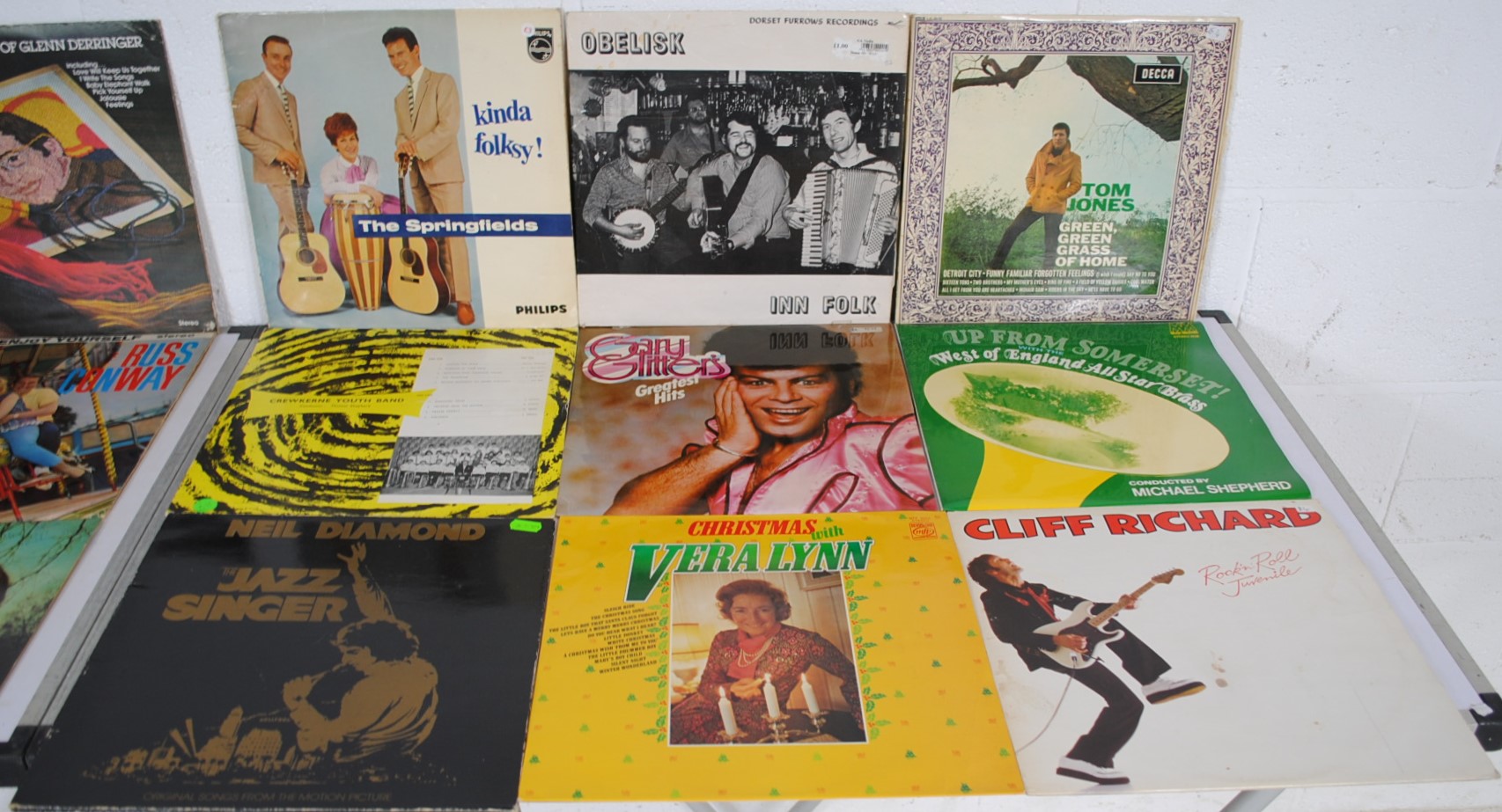 A large quantity of various 12" vinyl records, including Lulu, Tom Jones, The Springfields, Ray - Image 4 of 4