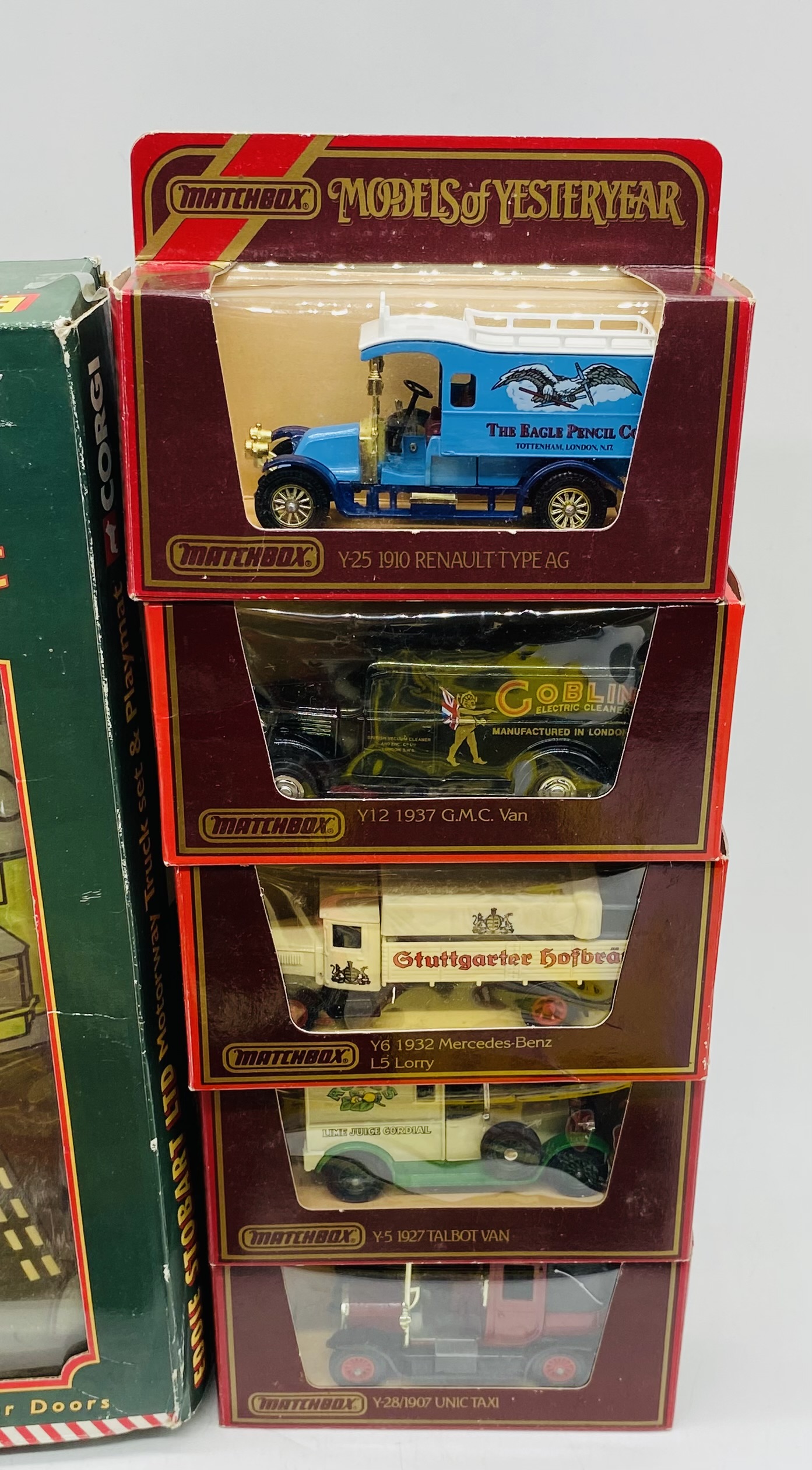 A collection of boxed die-cast vehicles including Corgi Eddie Stobart Ltd Motorway Truck Set & - Image 3 of 7