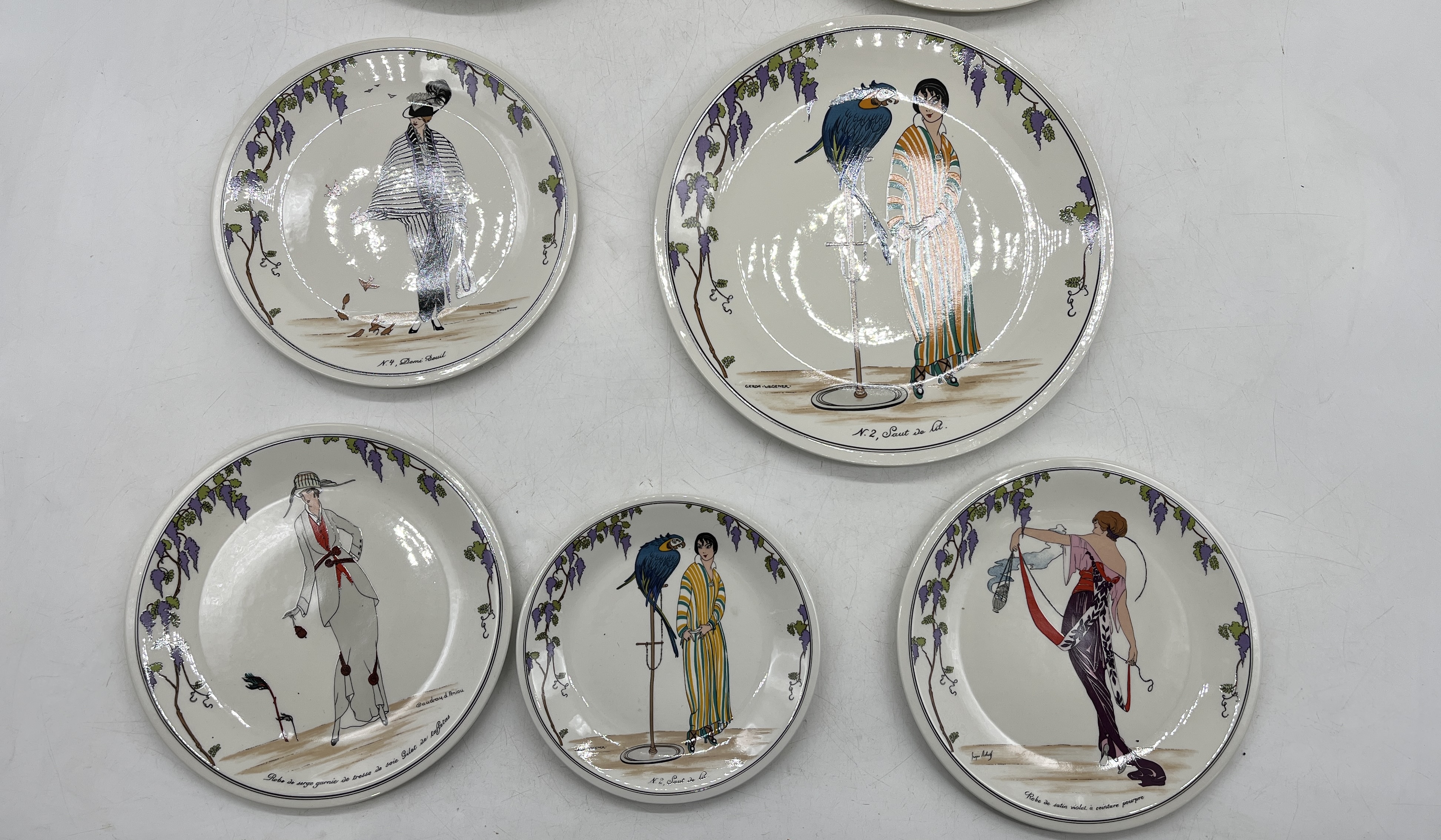 A collection of Villeroy & Boch Depuis 1748 design 1900 plates - Image 3 of 4