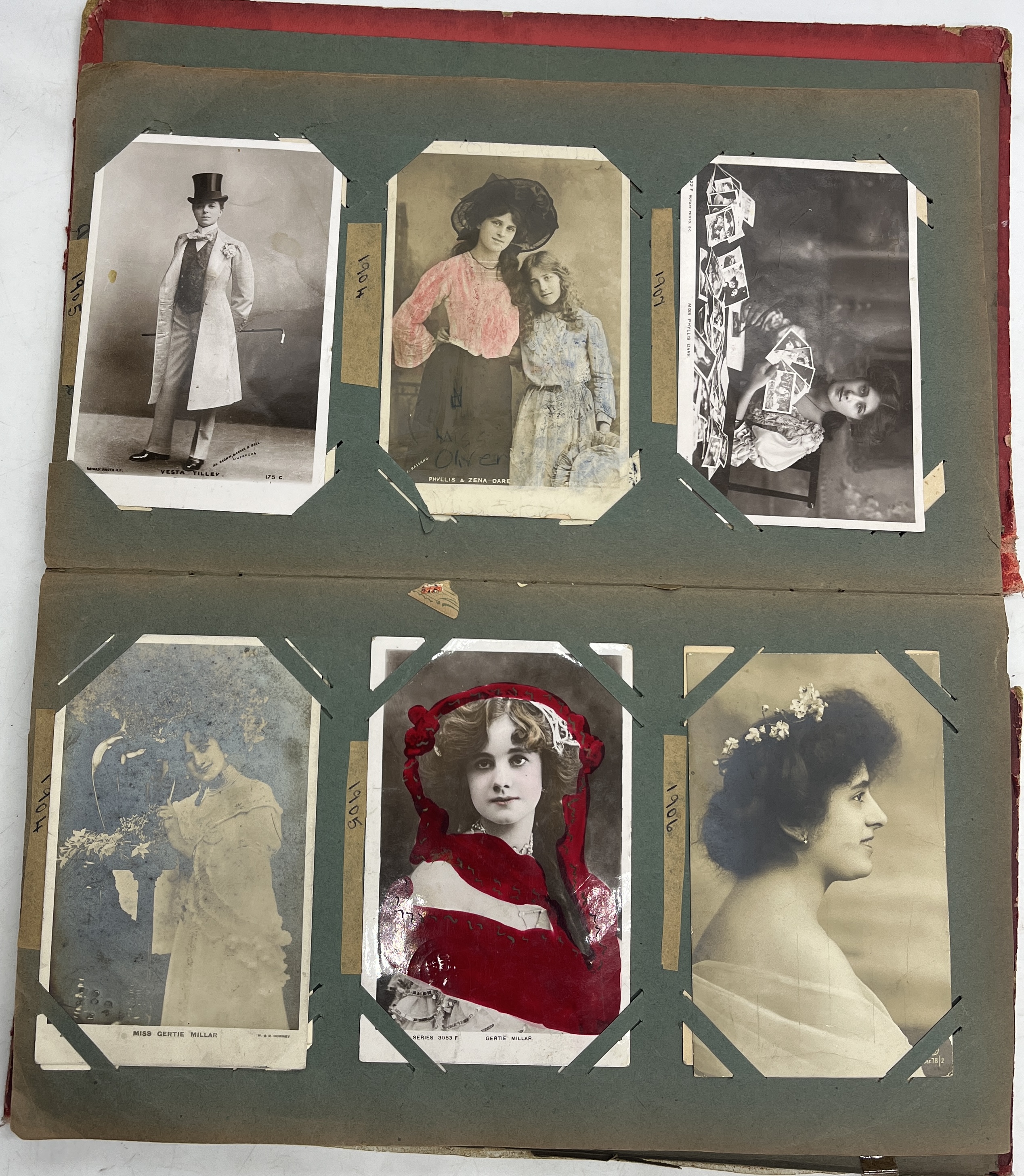 A album of vintage postcards including numerous early 20th century actresses, embroidered Sweetheart - Image 5 of 21