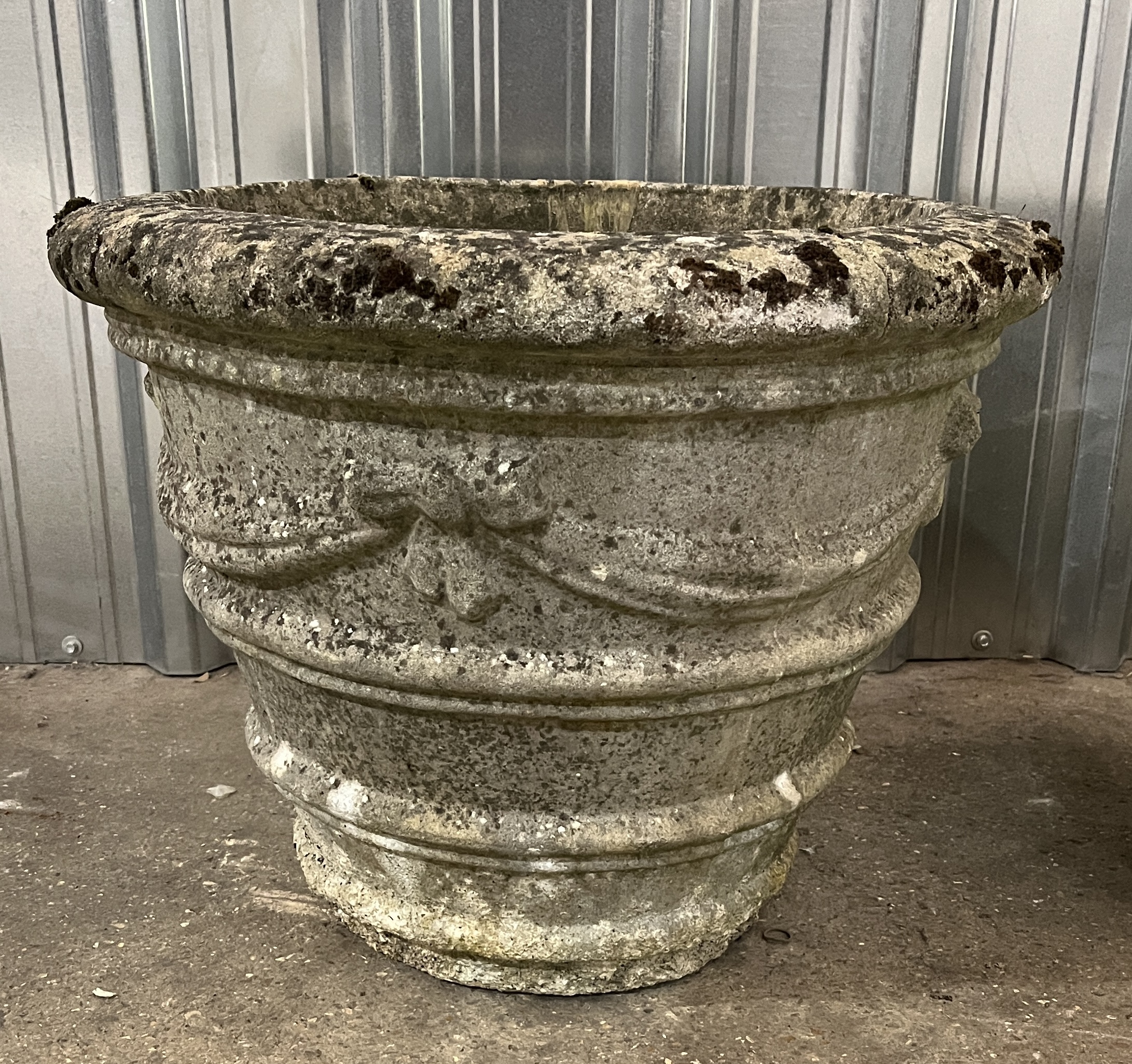 Three reconstituted stone planters including urn on stand along with a weathered terracotta planter - Image 6 of 6