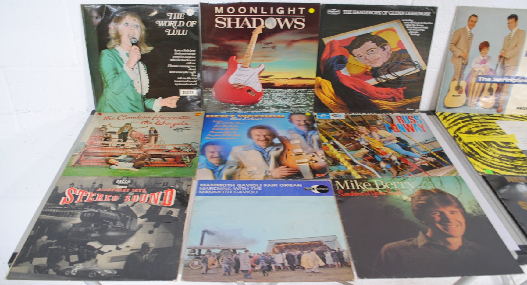 A large quantity of various 12" vinyl records, including Lulu, Tom Jones, The Springfields, Ray - Image 3 of 4