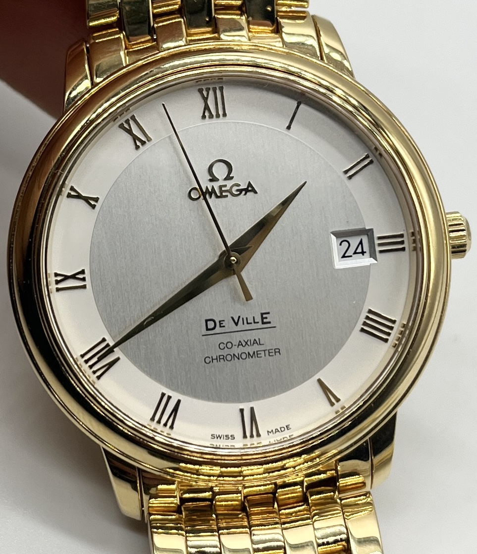 An 18ct gold Omega De Ville Prestige bracelet Co-Axial Chronometer ref 41743100 with date aperture - Image 10 of 11