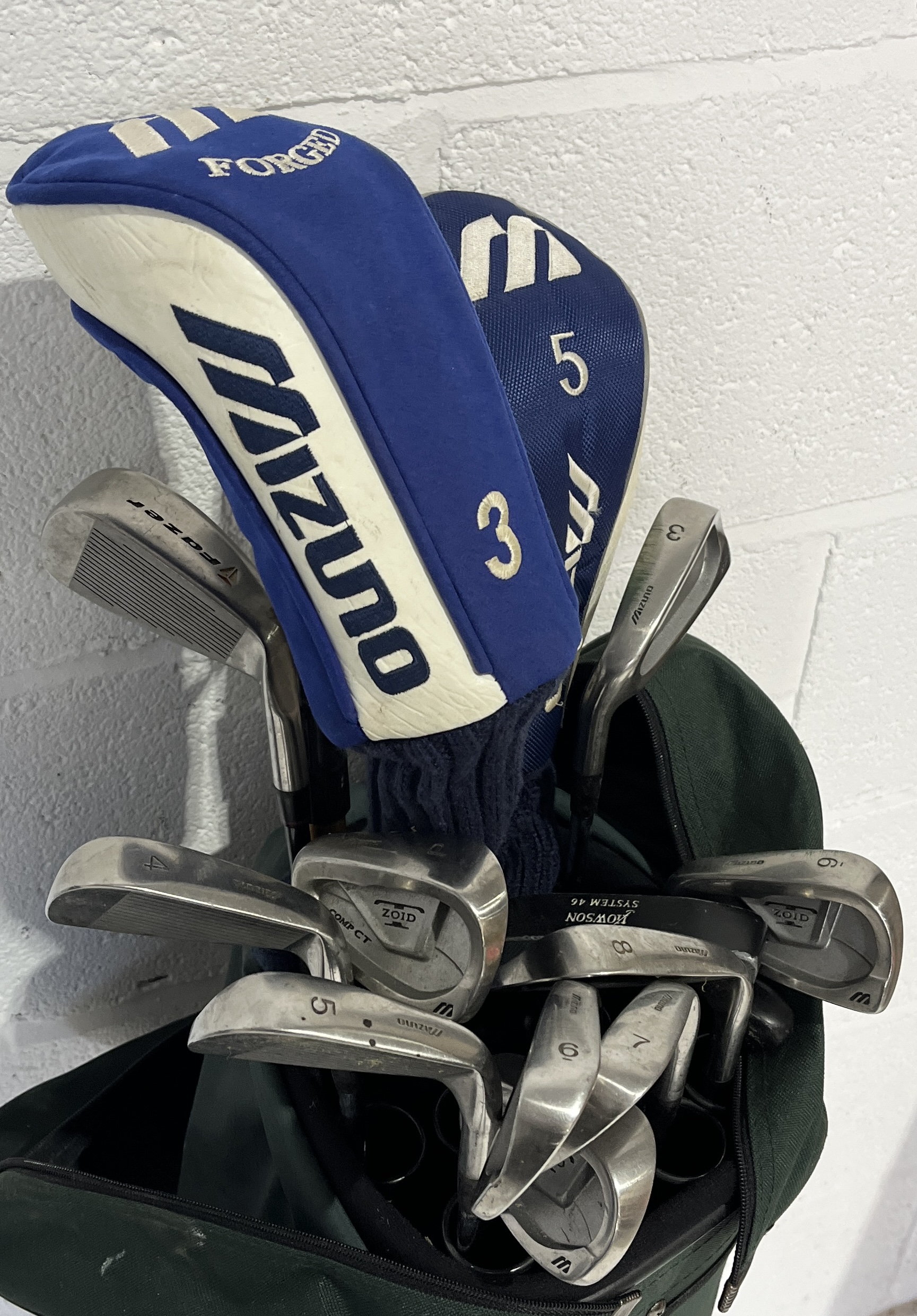 A set of left handed Mizuno Zoid Comp CT golf clubs including a 3 & 5 wood, irons 3-9, pitching - Image 2 of 5