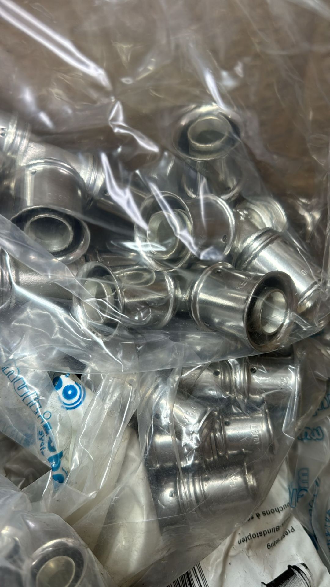Plumbing press fit fittings 16mm,20mm,25mm various fittings well over 500 fittings - Image 4 of 7