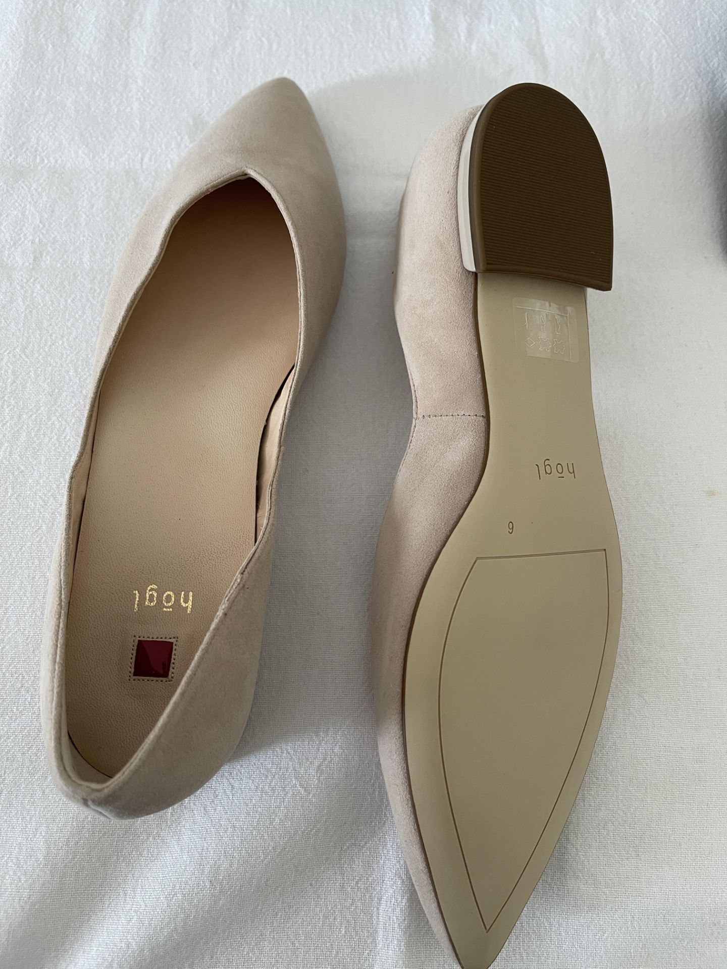 HÖGL Women's Basic Ballet Flat - Image 5 of 5