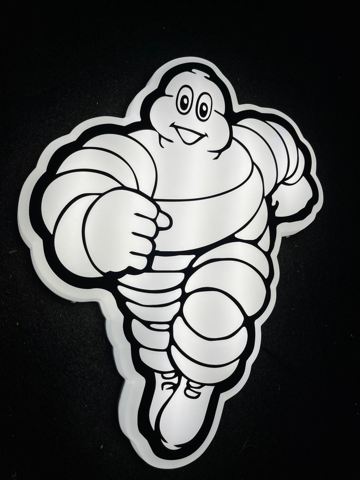 Michelin man illuminated sign - Image 6 of 6