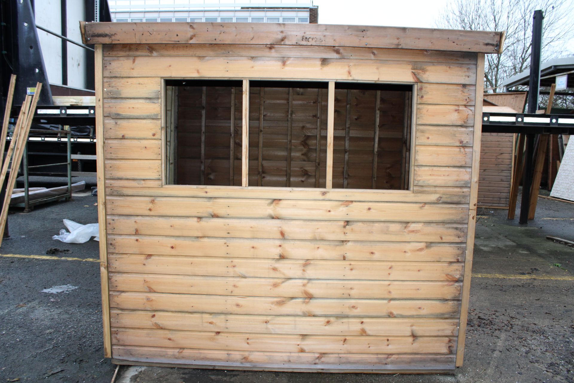 7x5 Ex-display superior pent shed with security door, Standard 16mm Nominal Cladding RRP£ 960 - Image 5 of 6