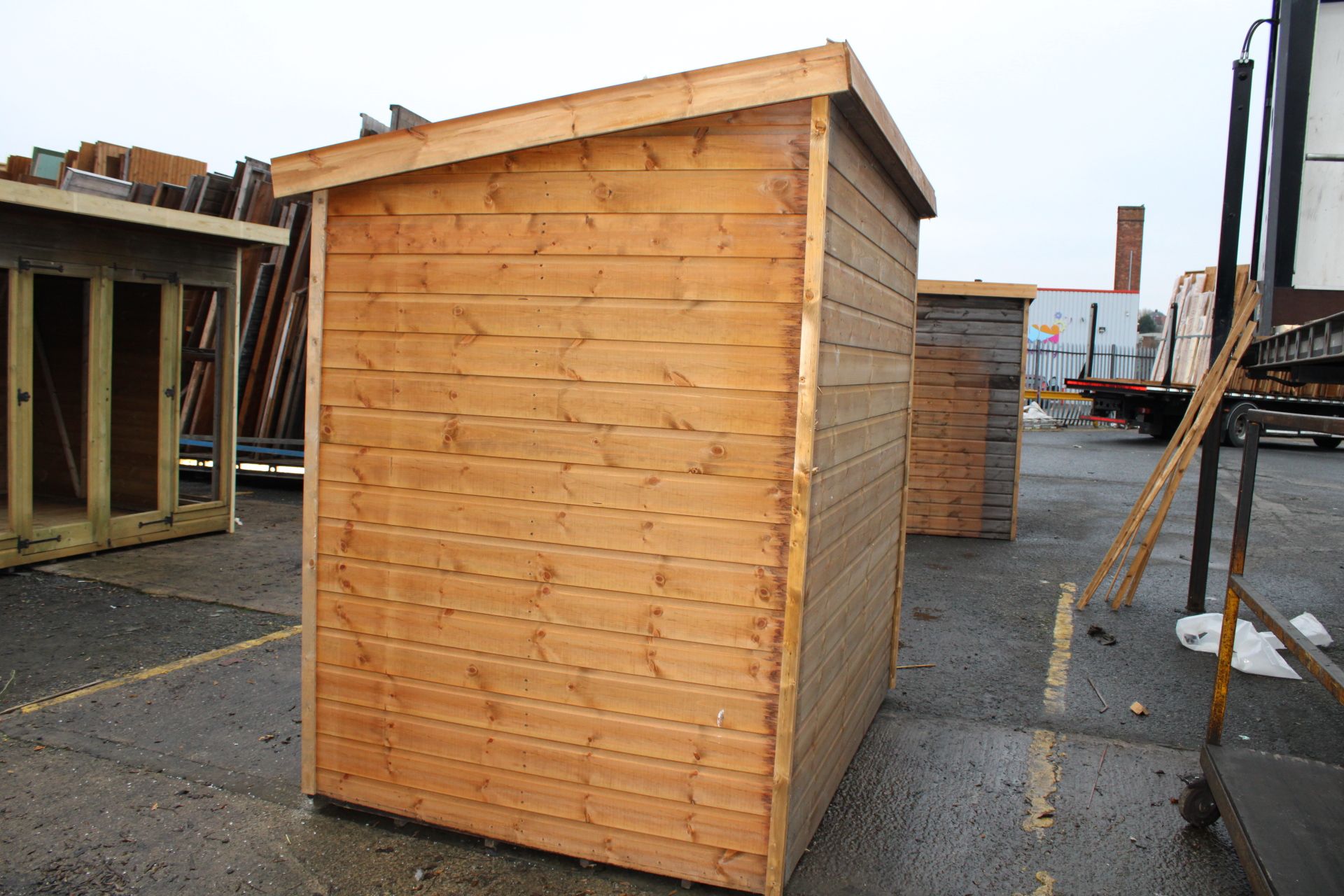 7x5 Ex-display superior pent shed with security door, Standard 16mm Nominal Cladding RRP£ 960 - Image 6 of 6
