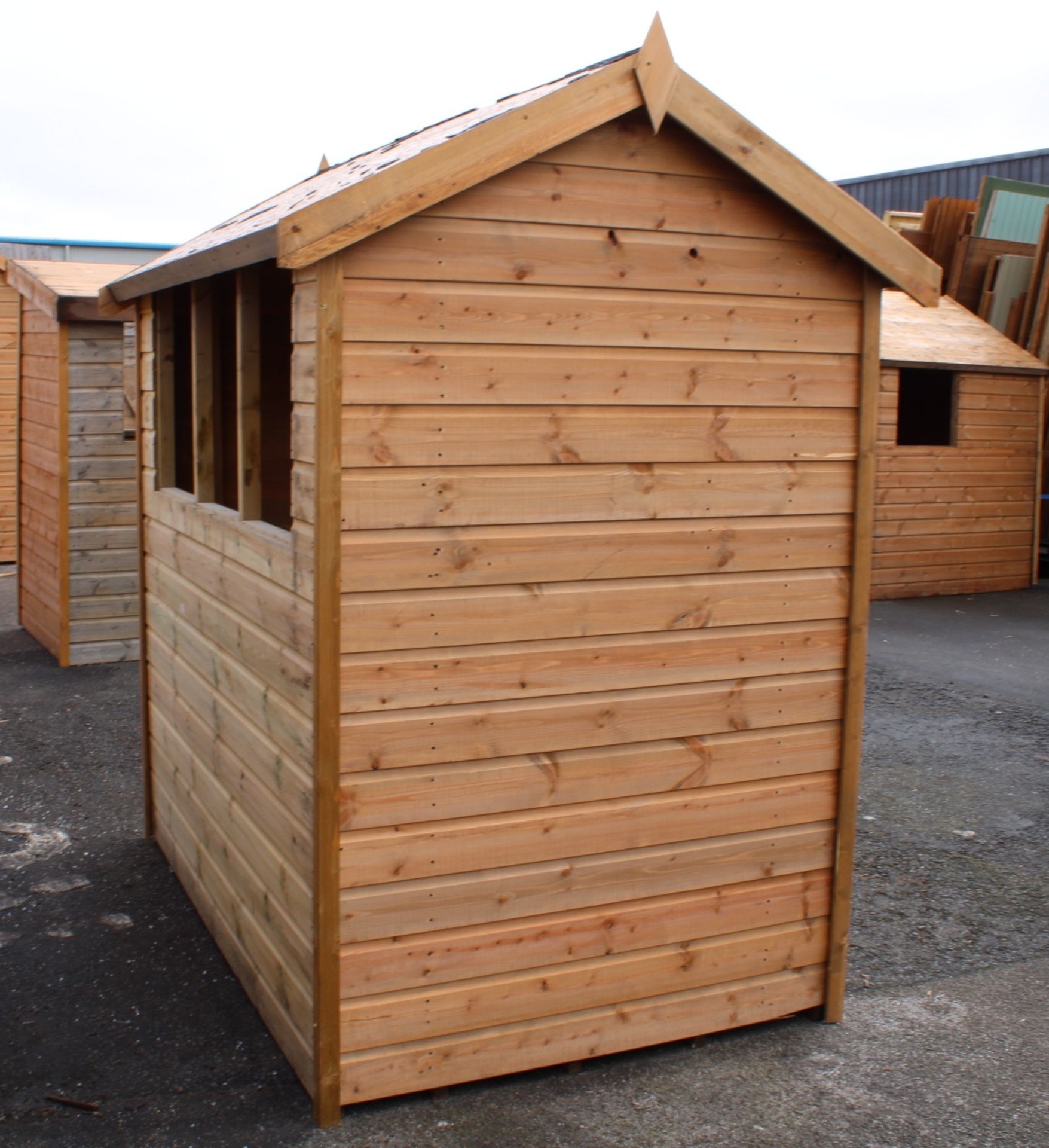 6x4 standard apex building with front and back windows, Standard 16mm Nominal Cladding RRP£638 - Image 2 of 2