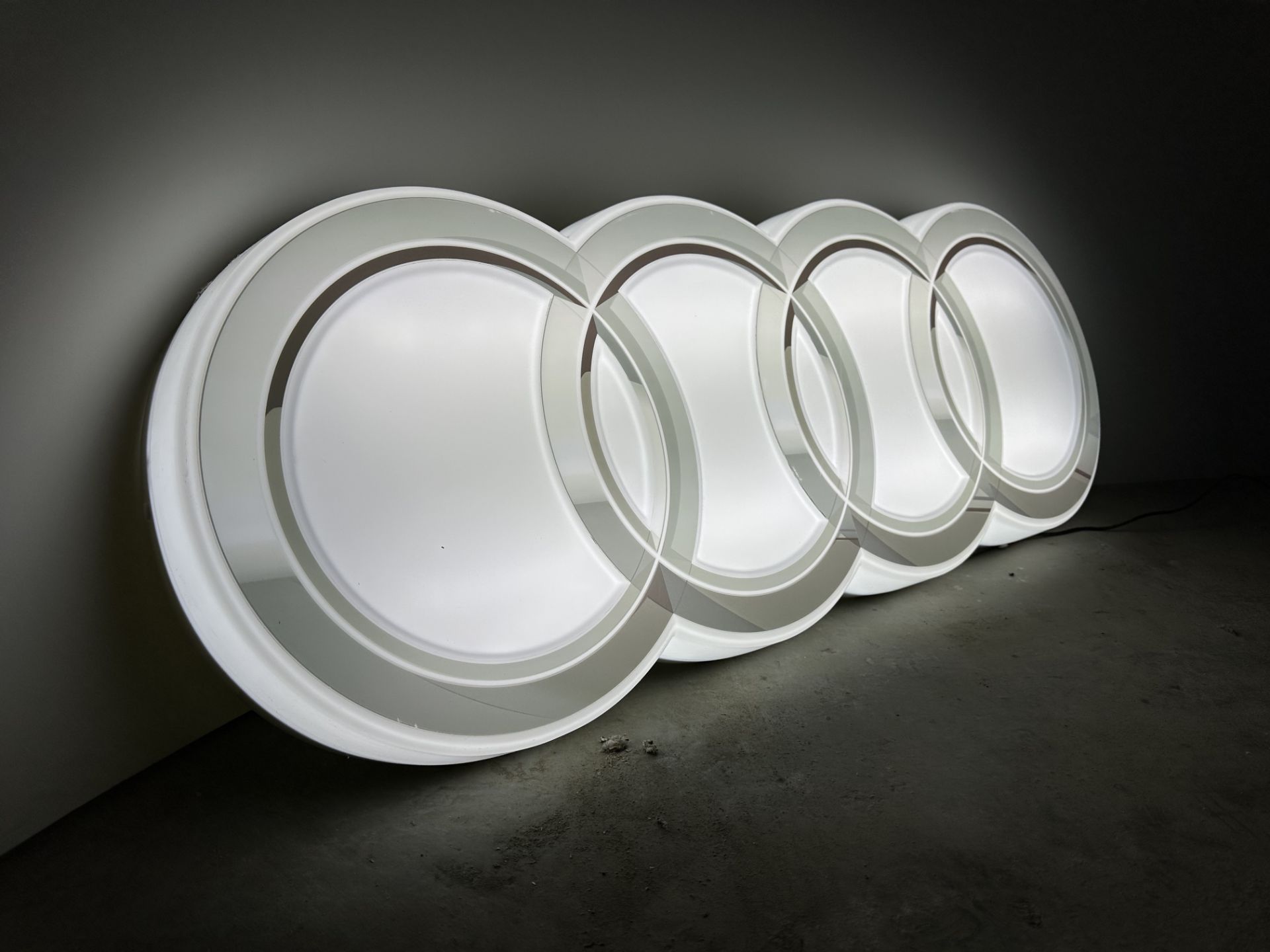 AUDI – RINGS illuminated NEW - Image 4 of 12