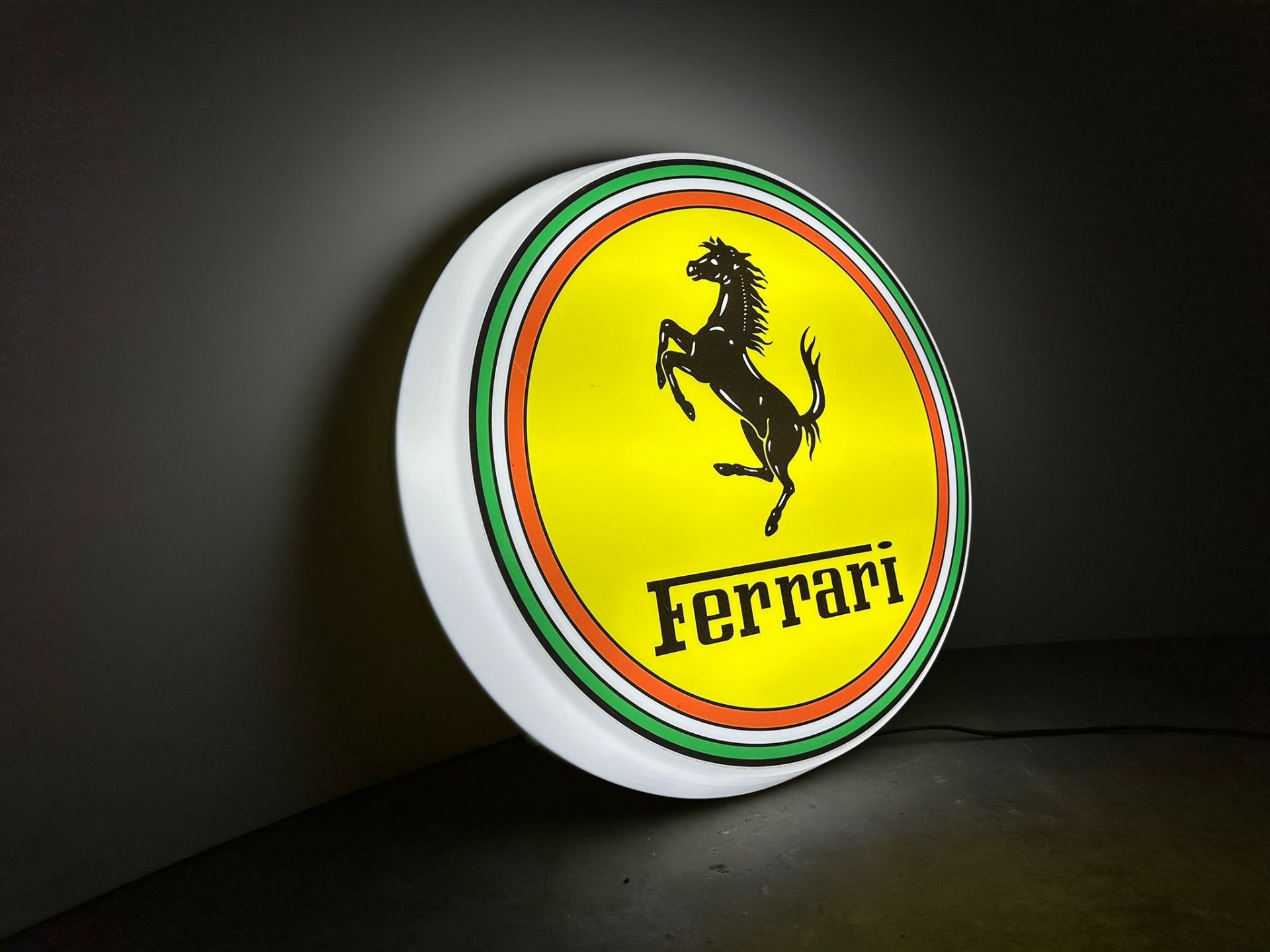 Ferrari fully working illuminated adapted to any country - Bild 5 aus 6