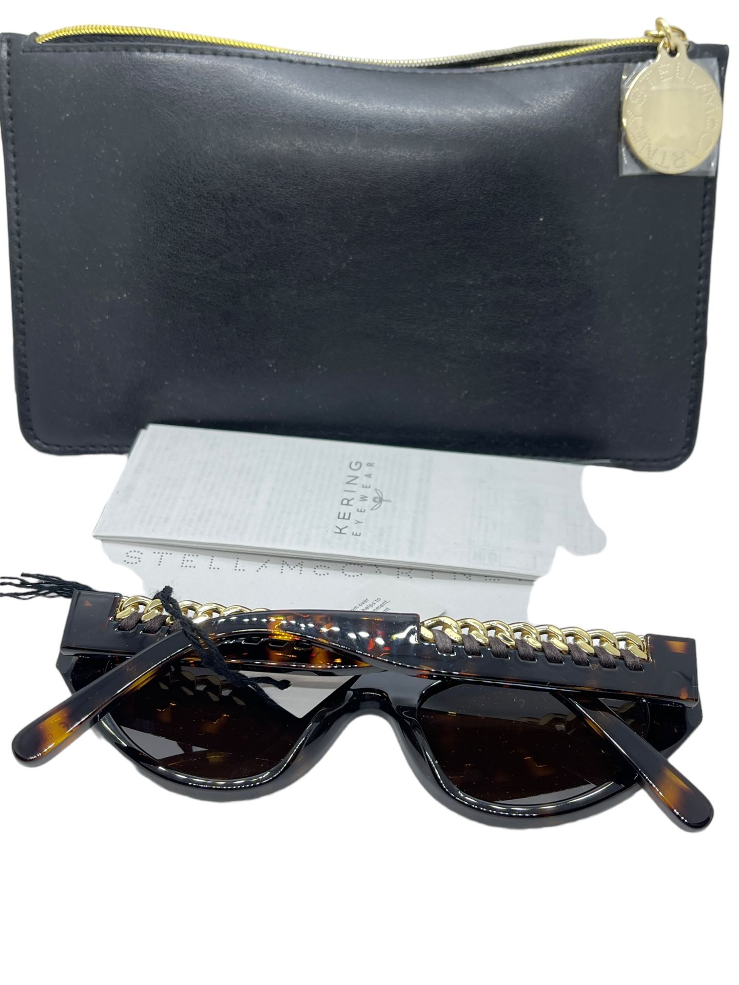 STELLA LLA. MARCARTNEY DESIGNER SUNGLASSES FROM A PRIVATE JET CHARTER. XDEMO - Bild 4 aus 6