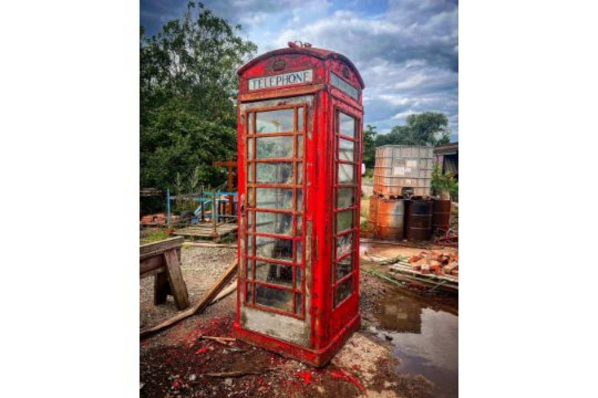 K6 telephone box