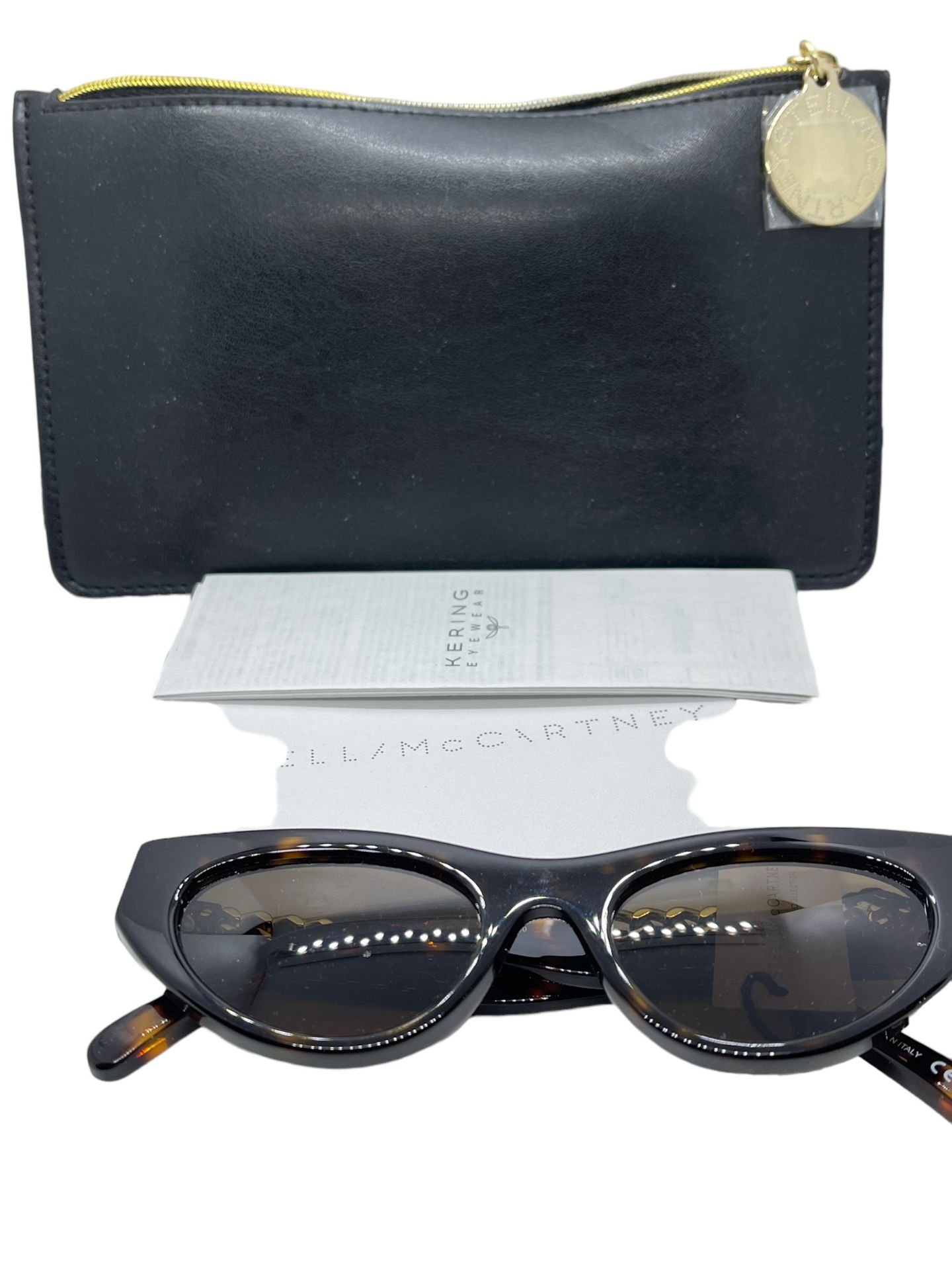 STELLA LLA. MARCARTNEY DESIGNER SUNGLASSES FROM A PRIVATE JET CHARTER. XDEMO - Bild 5 aus 6